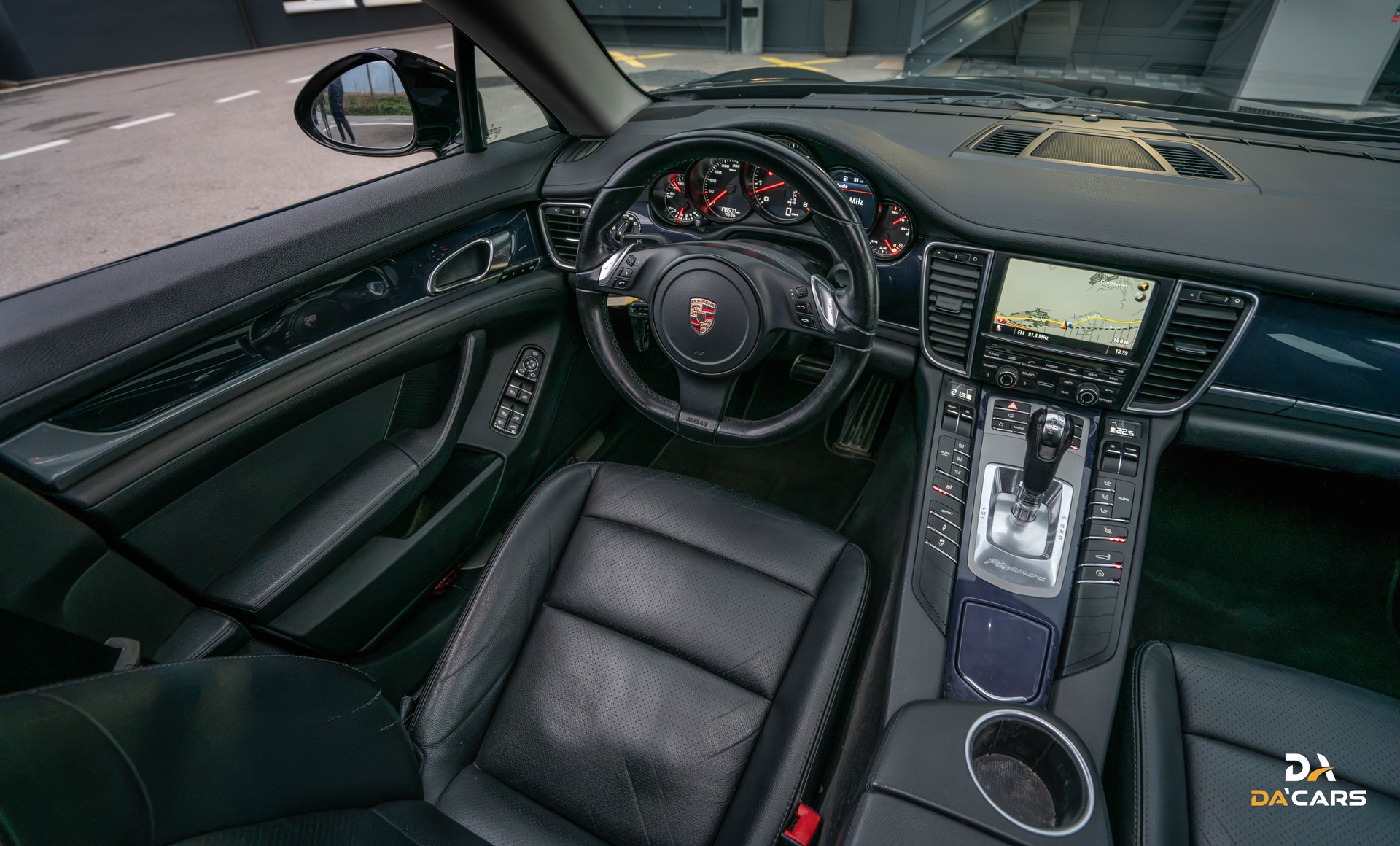 PORSCHE Panamera 4 3.6 PDK-image-10
