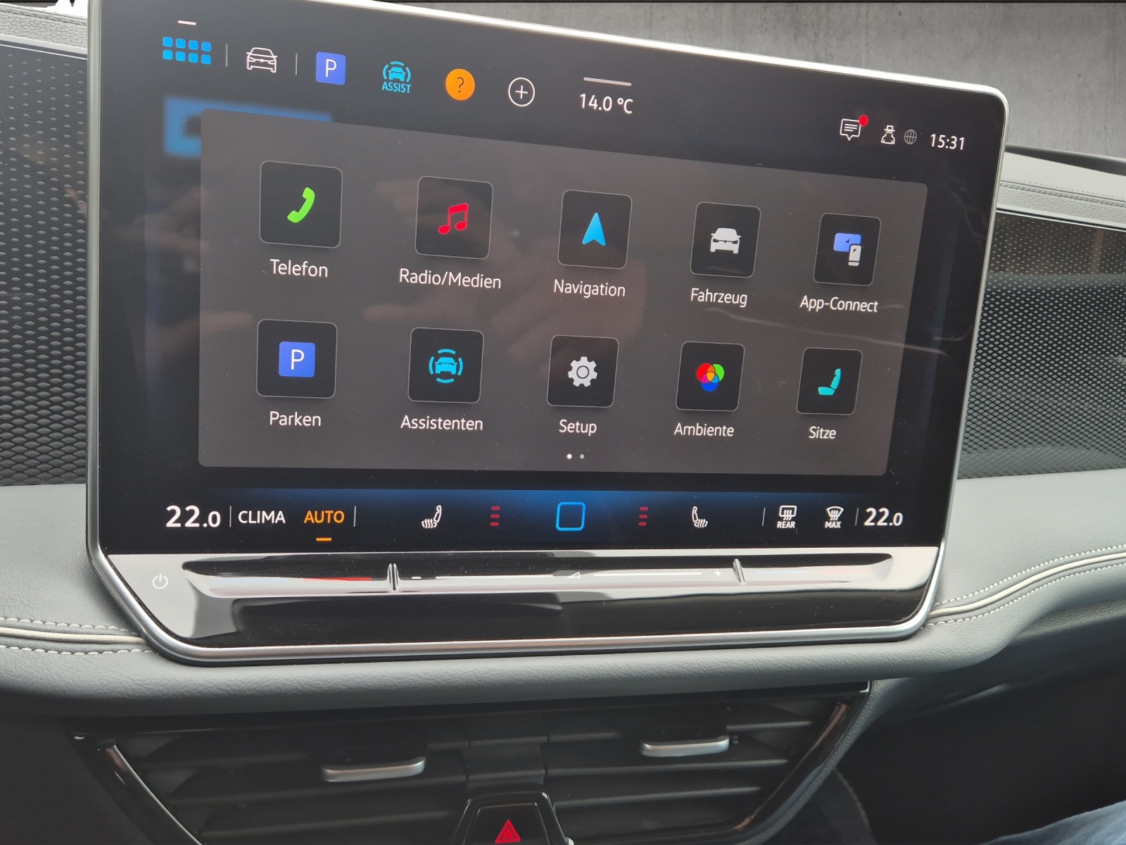 VW Passat Variant 2.0 TDI evo Business DSG-image-13