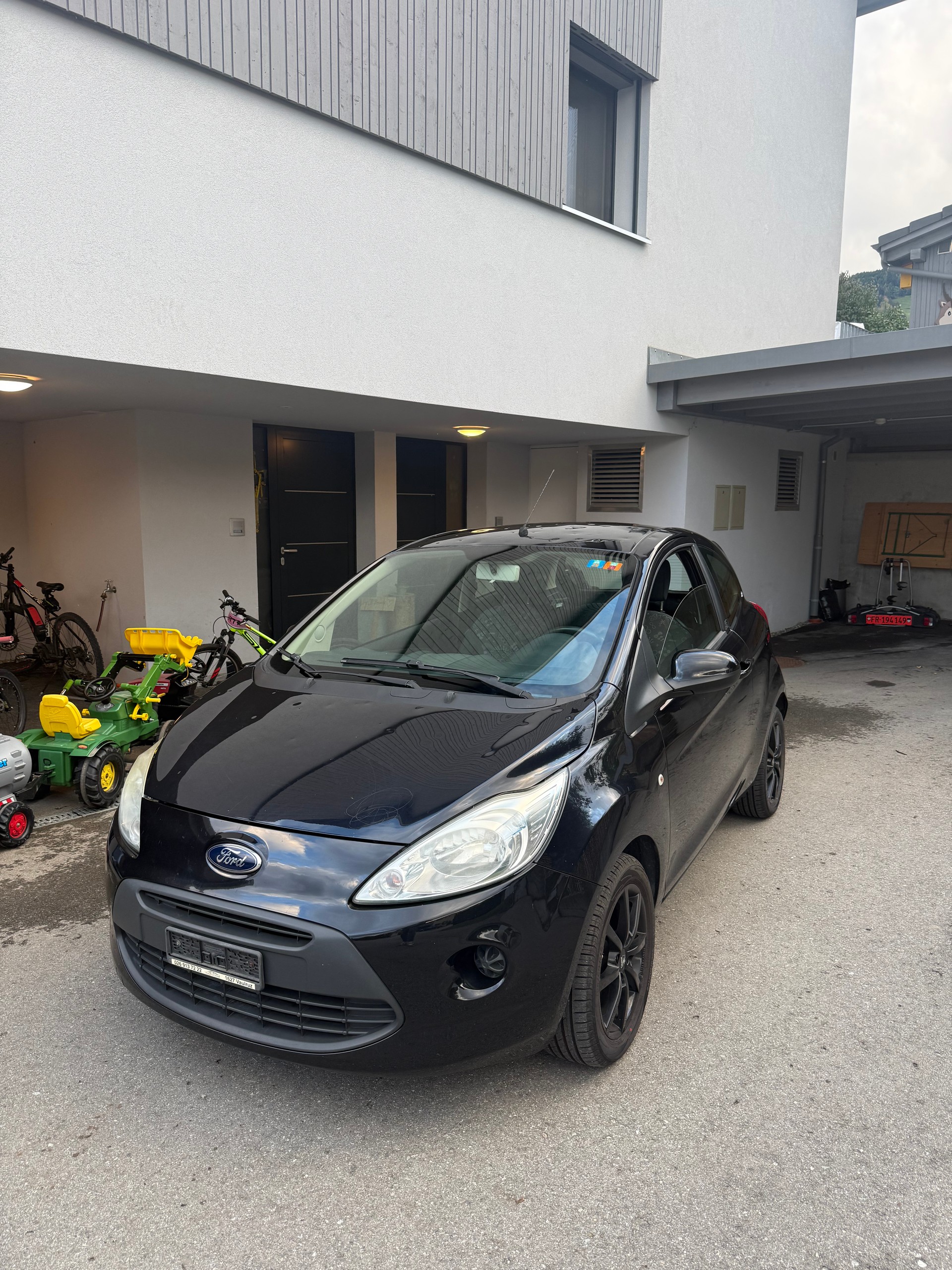 FORD KA 1.25 Titanium-image-1