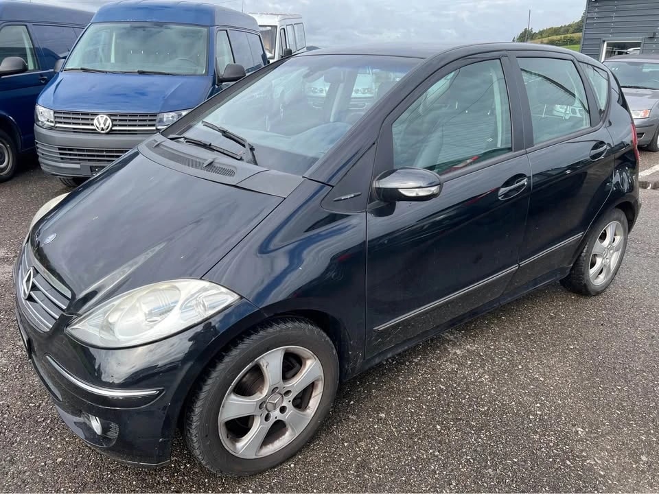 MERCEDES-BENZ A 160 CDI Avantgarde-image-2