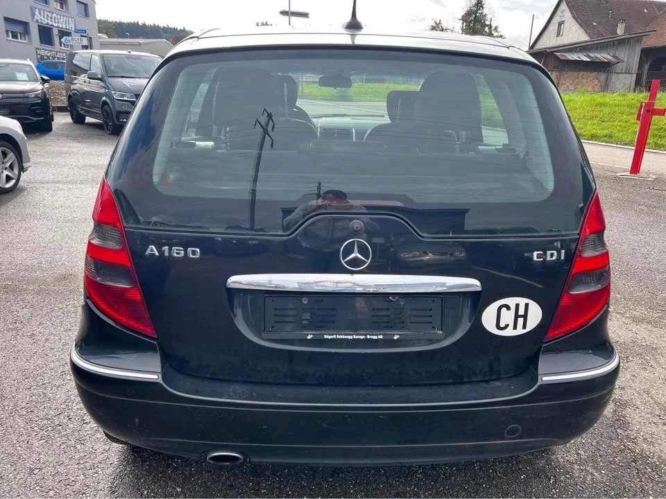 MERCEDES-BENZ A 160 CDI Avantgarde-image-3
