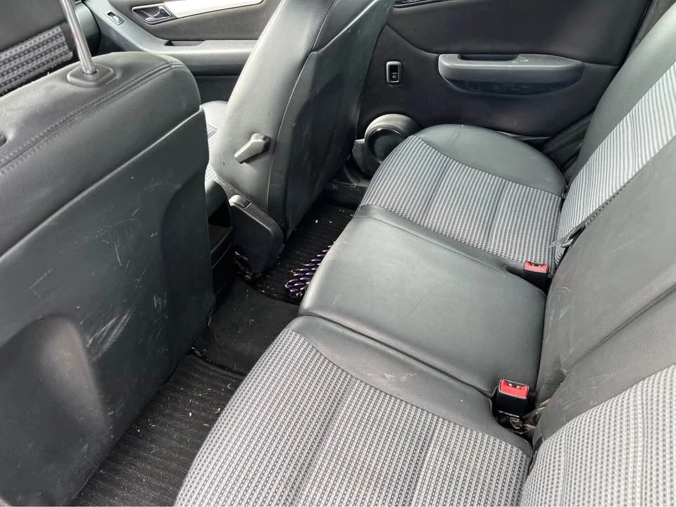 MERCEDES-BENZ A 160 CDI Avantgarde-image-10