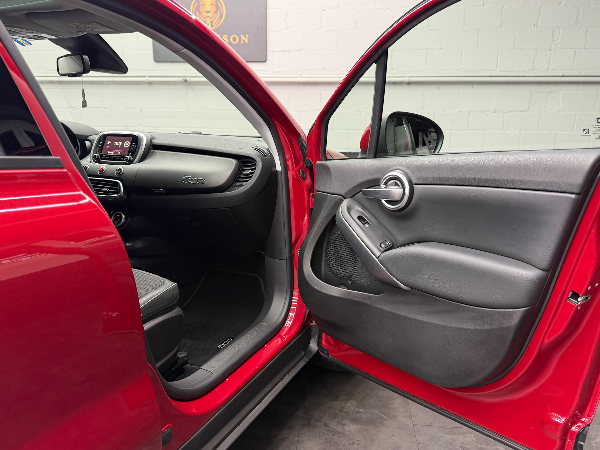 FIAT 500X 1.4T Cross Plus 4x4 Automatic | CH-Auto | ACC | Rückfahrkamera | Panoramadach | Keyless-image-24