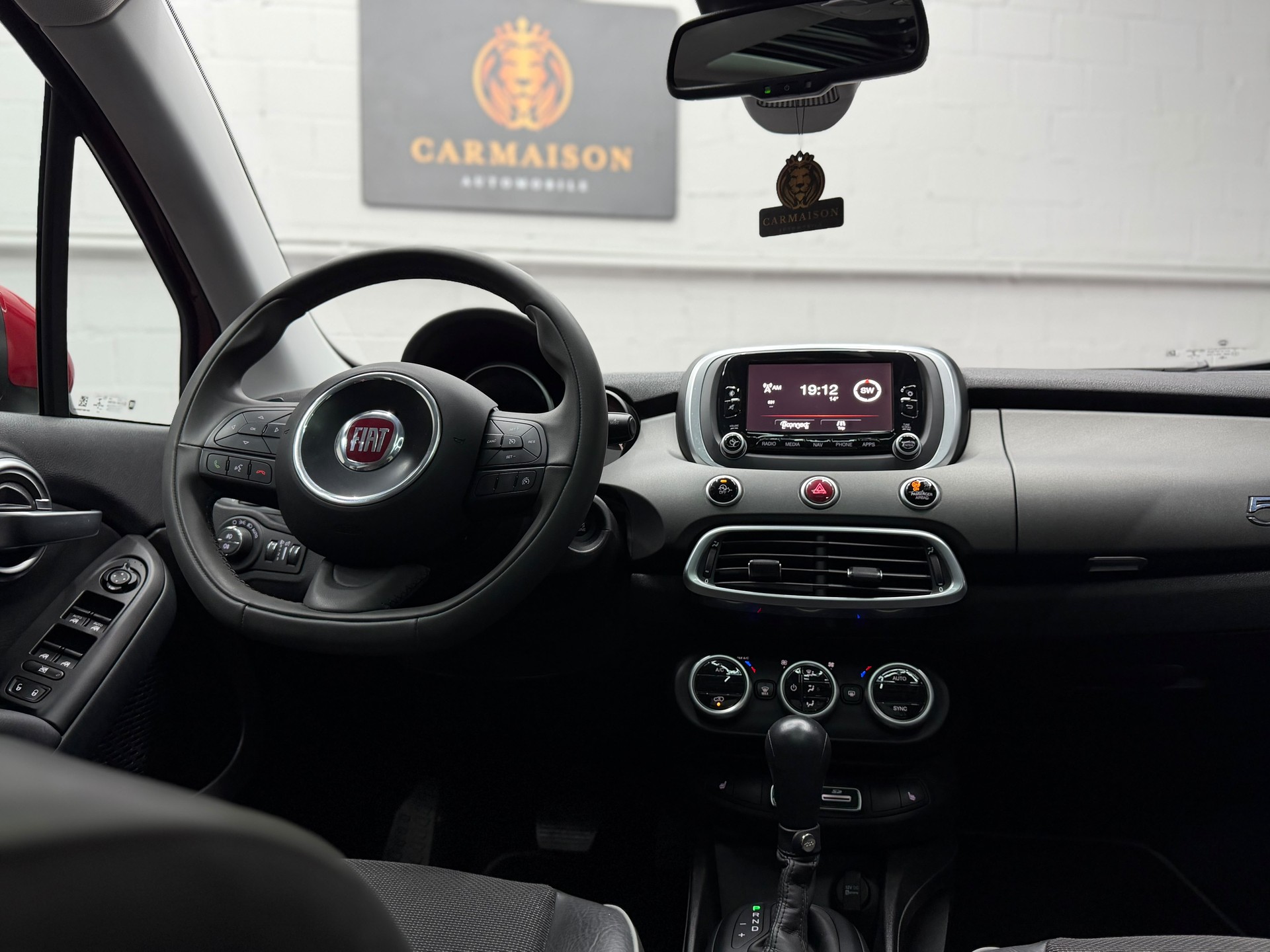 FIAT 500X 1.4T Cross Plus 4x4 Automatic | CH-Auto | ACC | Rückfahrkamera | Panoramadach | Keyless-image-19