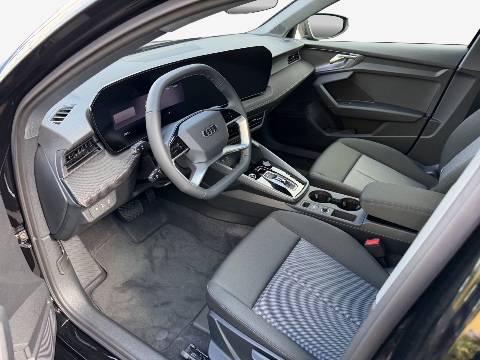 AUDI A3 Sportback TFSI 85 kW Ambition S-tronic-image-7