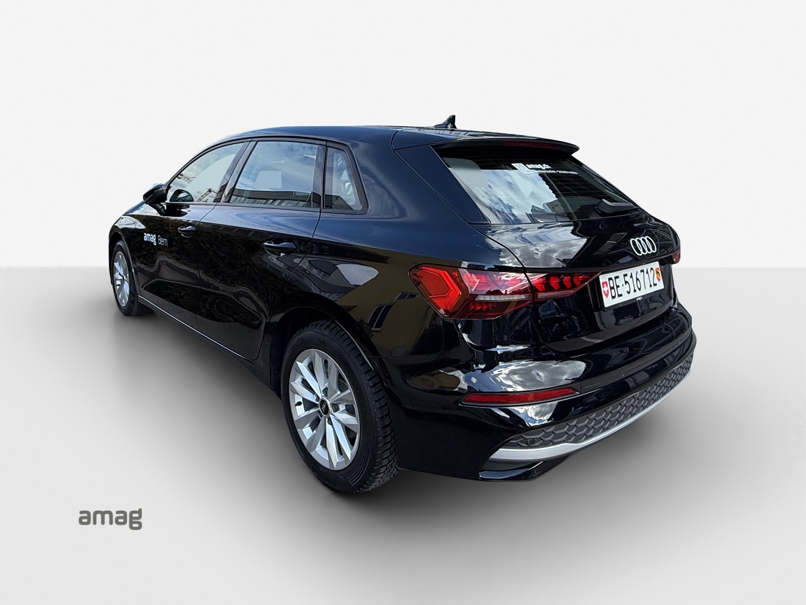 AUDI A3 Sportback TFSI 85 kW Ambition S-tronic-image-2