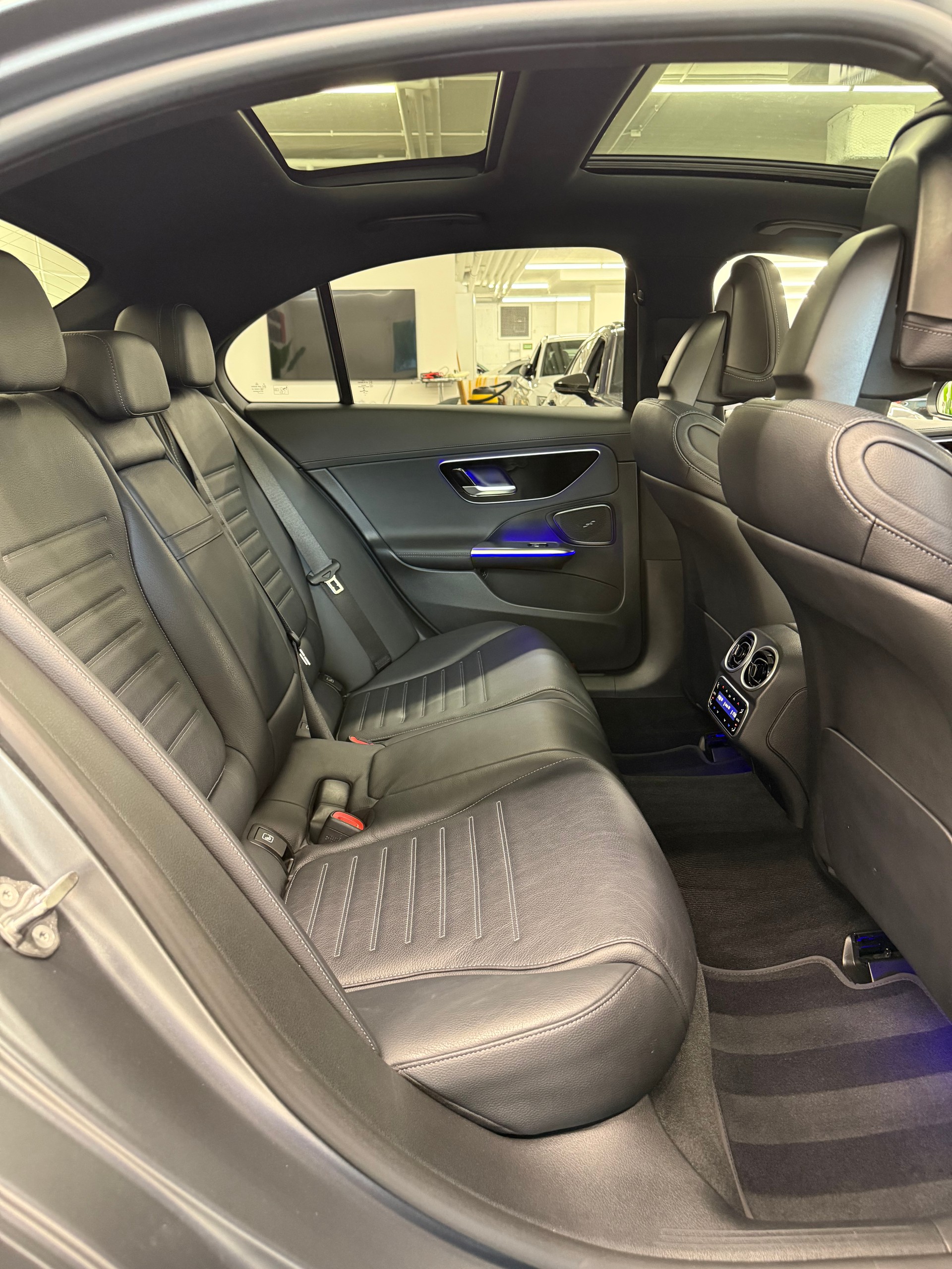 MERCEDES-BENZ C 220 d 4Matic Swiss Star AMG LINE-image-28