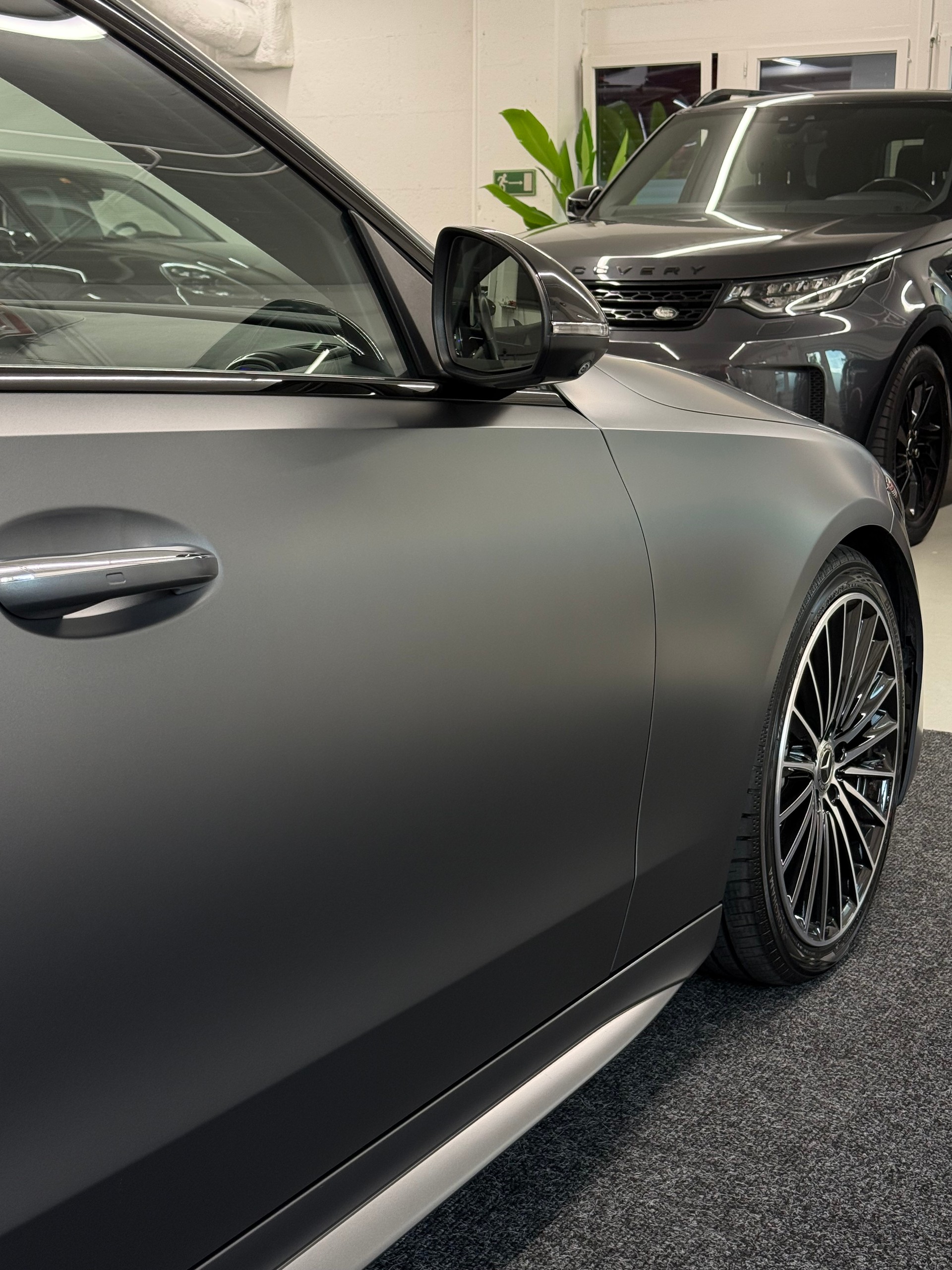 MERCEDES-BENZ C 220 d 4Matic Swiss Star AMG LINE-image-6