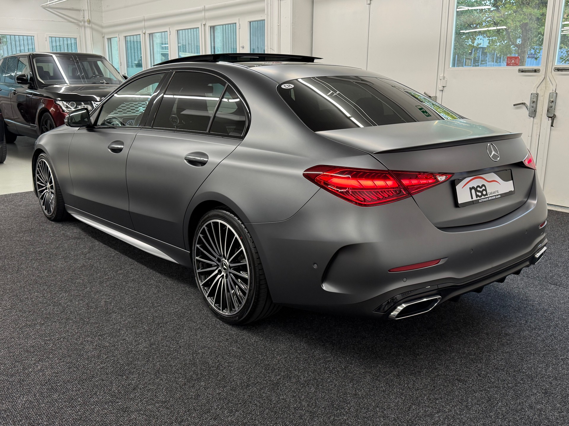 MERCEDES-BENZ C 220 d 4Matic Swiss Star AMG LINE-image-11