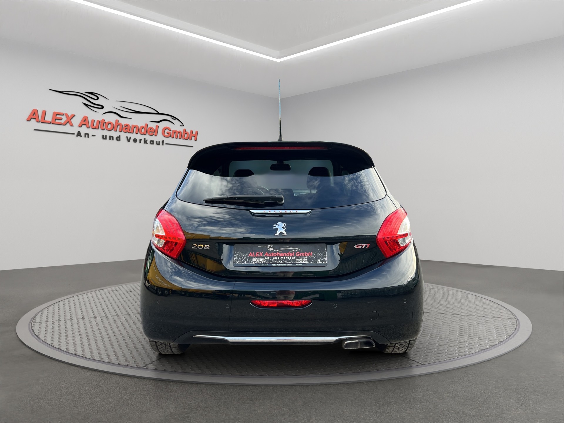 PEUGEOT 208 1.6 Turbo GTi-image-4