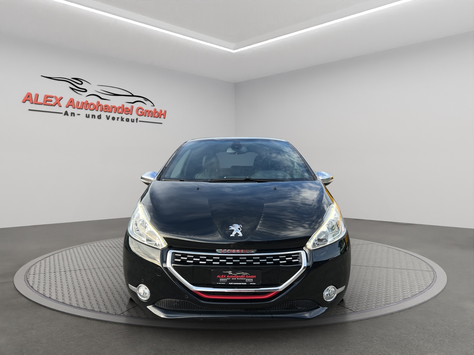 PEUGEOT 208 1.6 Turbo GTi-image-1