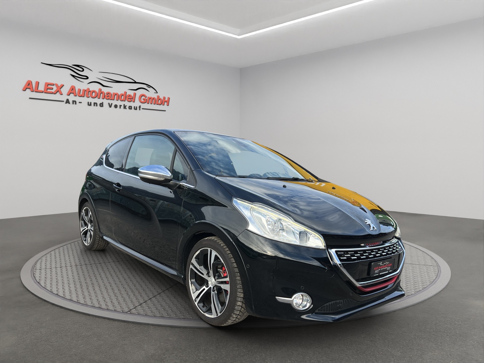 PEUGEOT 208 1.6 Turbo GTi-image-8