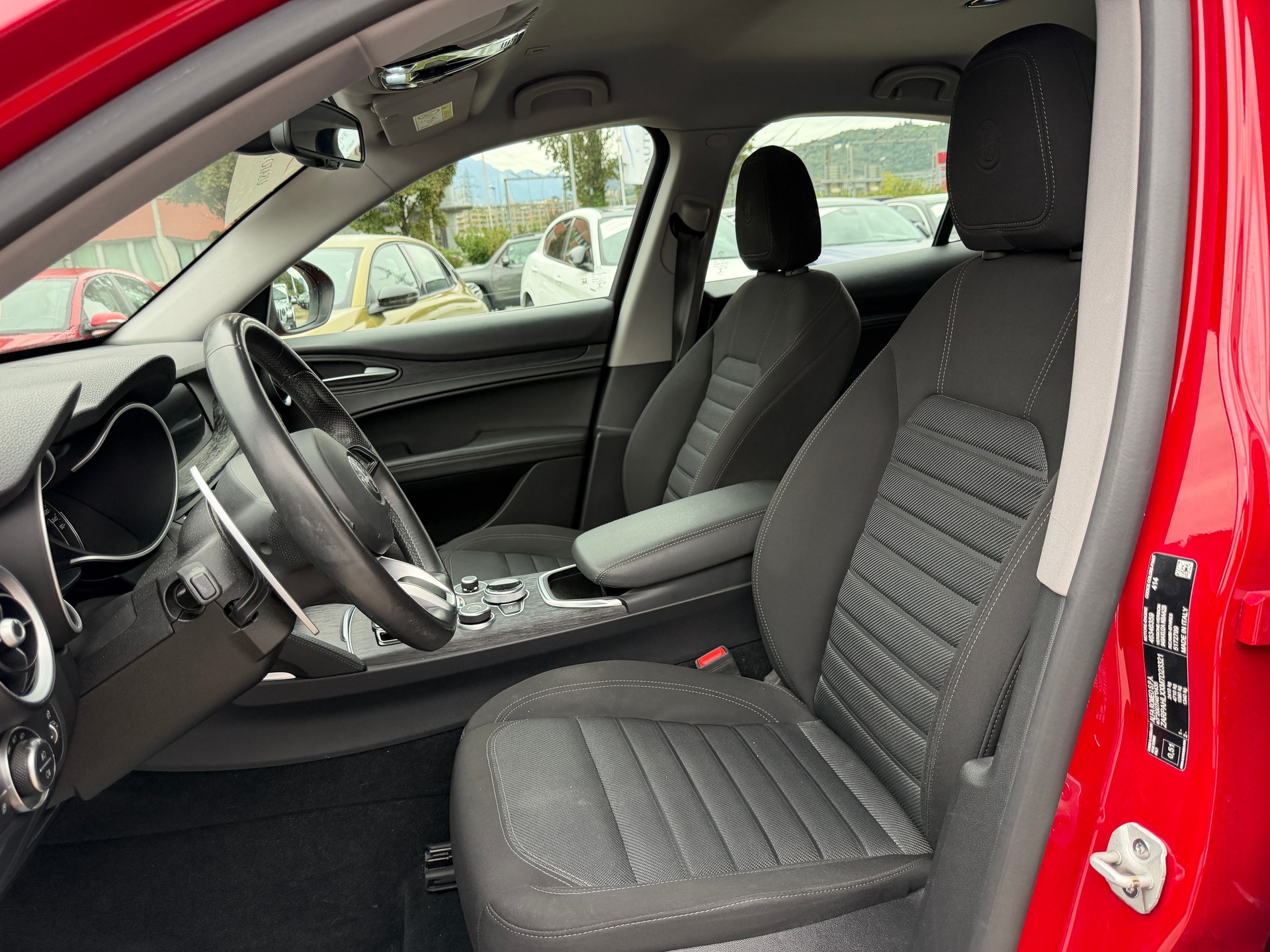 ALFA ROMEO Stelvio 2.2 JTDM Business Q4 Automatic Q4-image-8