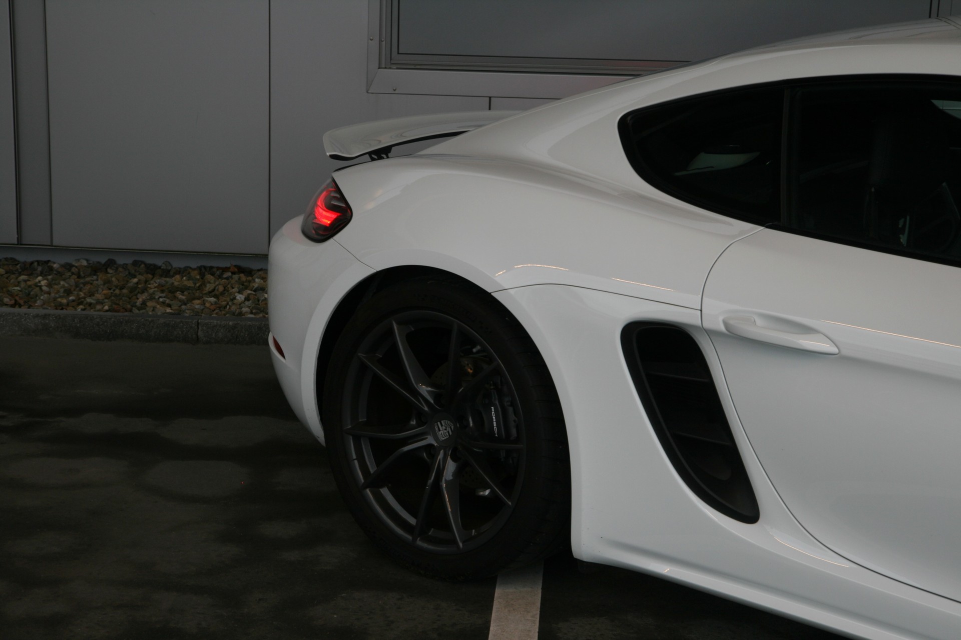 PORSCHE 718 Cayman 2.0 T PDK 350 PS-image-10
