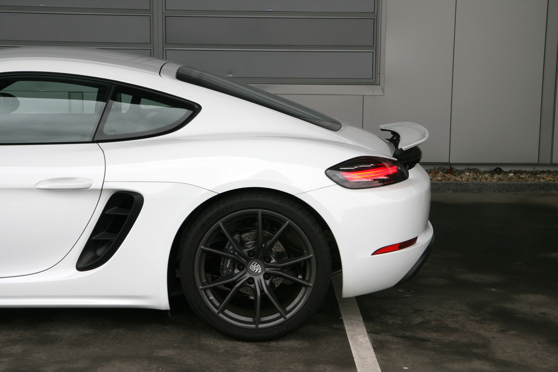 PORSCHE 718 Cayman 2.0 T PDK 350 PS-image-8