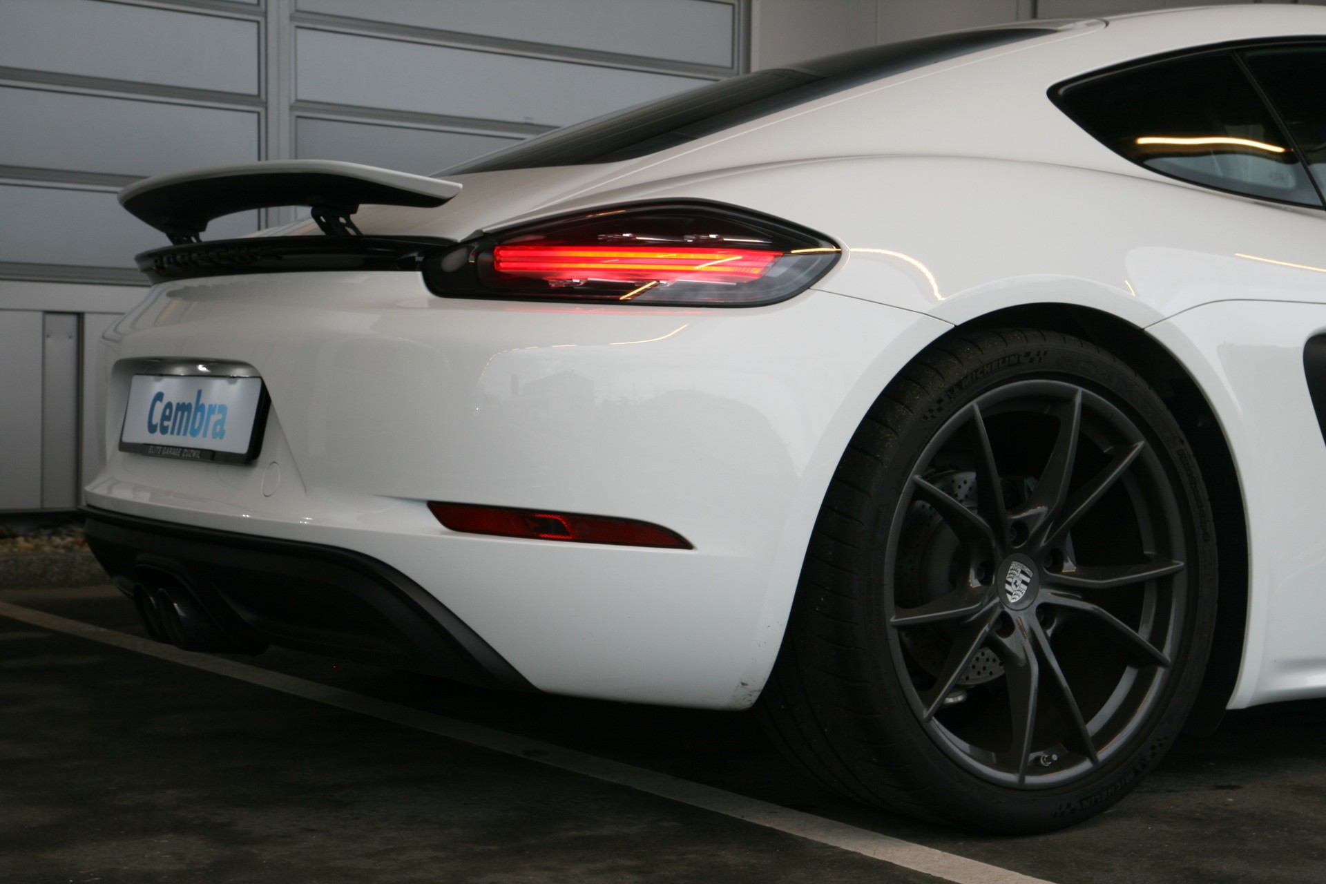 PORSCHE 718 Cayman 2.0 T PDK 350 PS-image-11