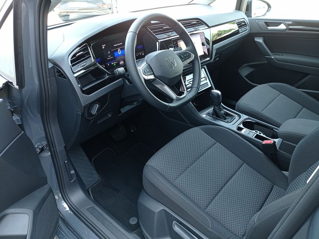 VW Touran 1.5 TSI EVO Comfortline DSG-image-6