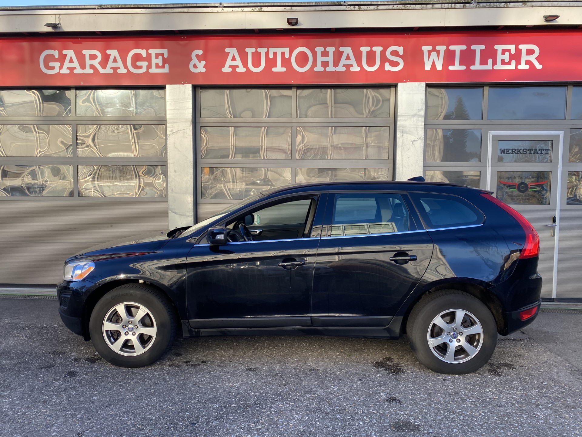 VOLVO XC60 D4 AWD Kinetic Geartronic-image-7