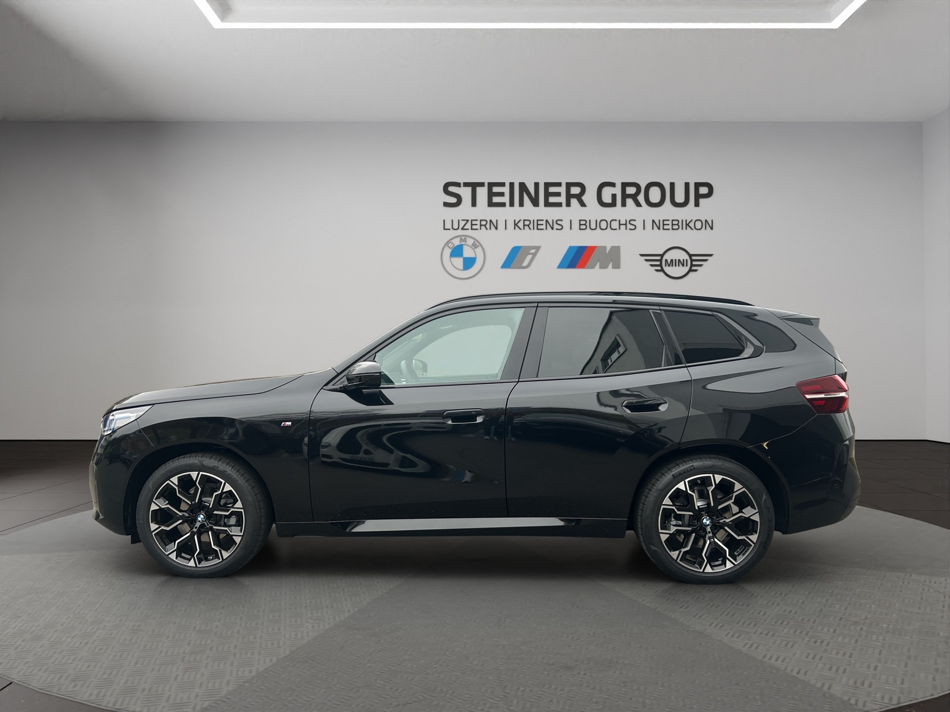 BMW X3 xDrive 48V 20d M Sport-showroom-element-3