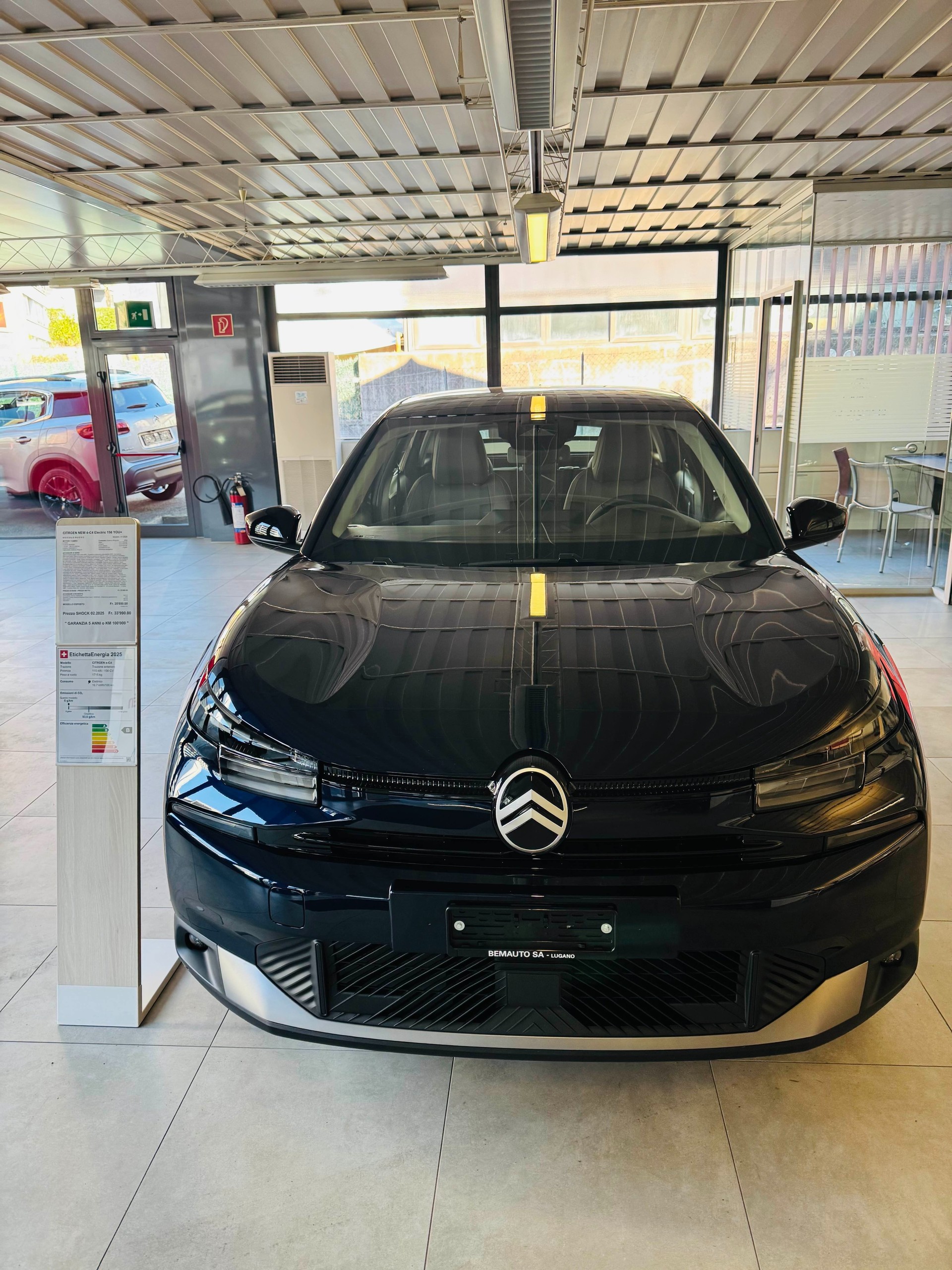 CITROEN C4 Electric 54 kWh Plus-image-1