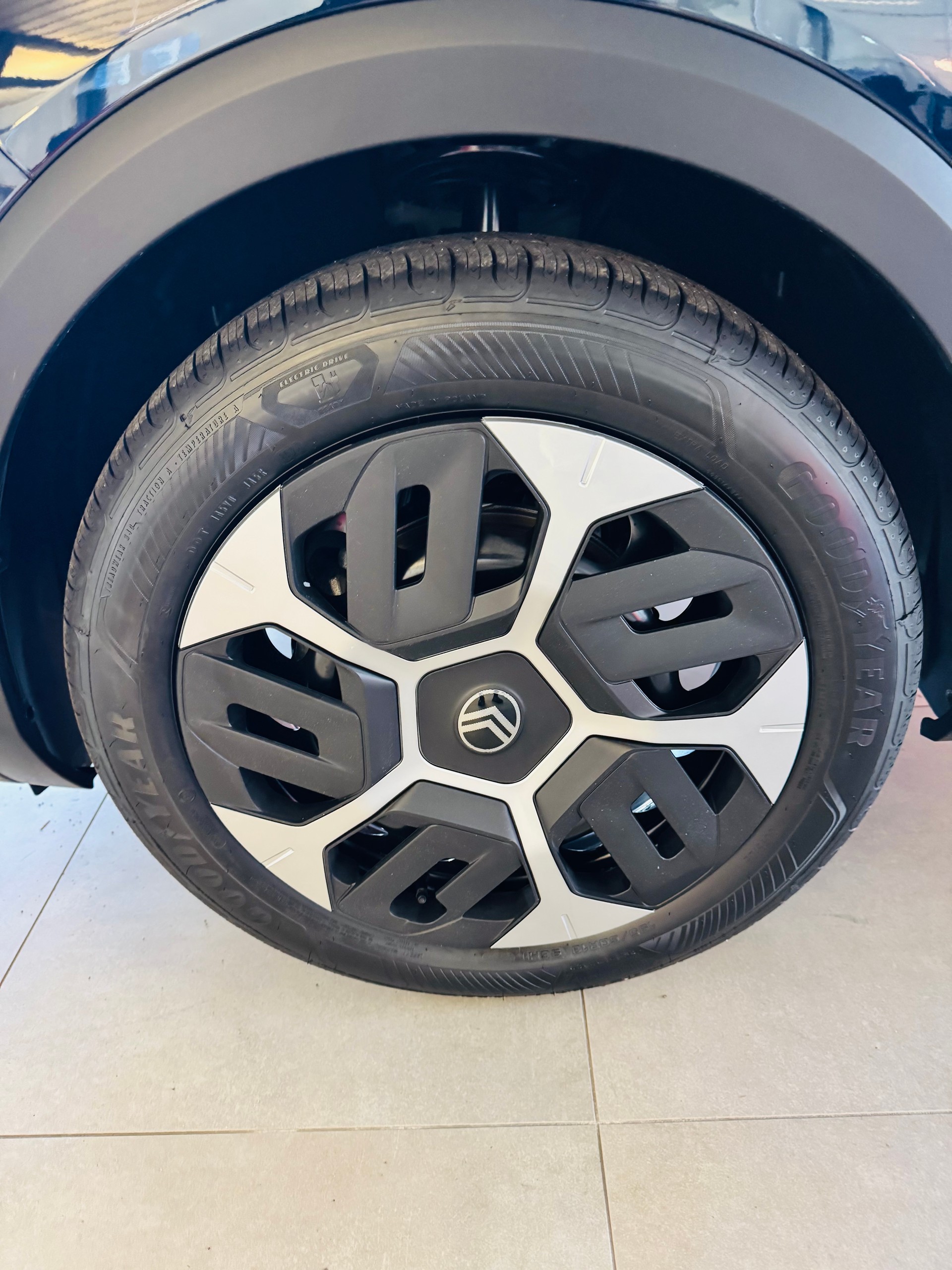 CITROEN C4 Electric 54 kWh Plus-image-14
