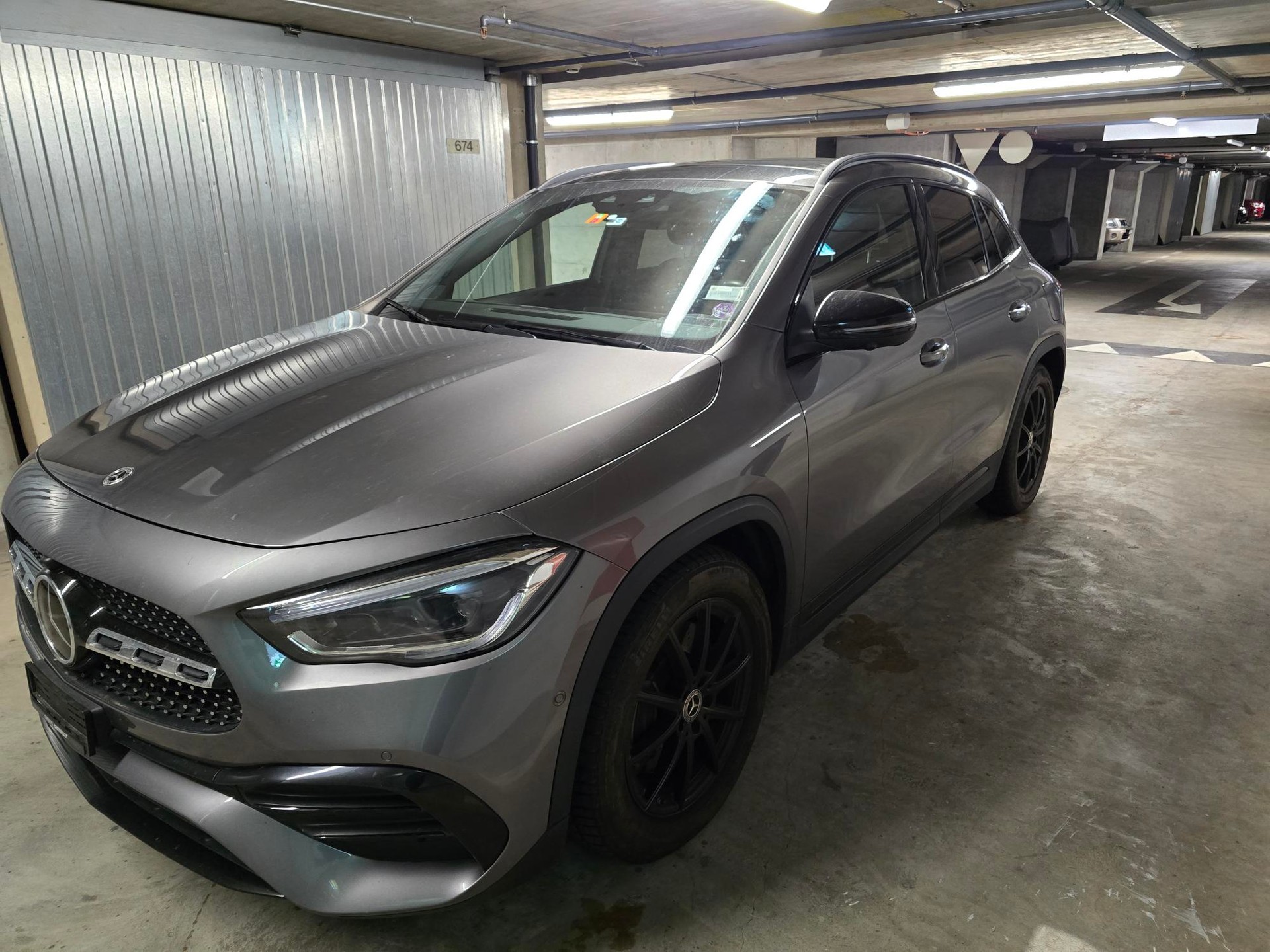 MERCEDES-BENZ GLA 250 4Matic AMG Line 8G-DCT-image-4