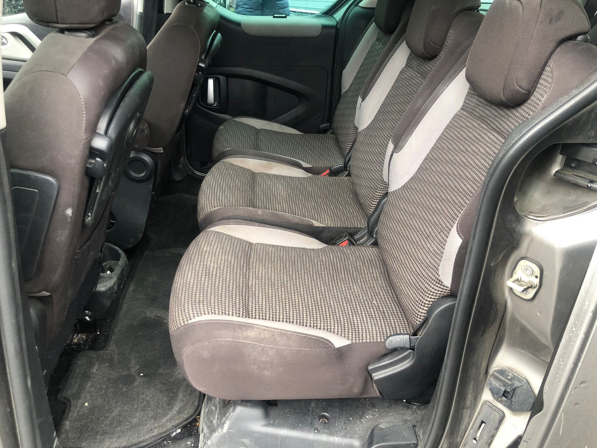 PEUGEOT Partner 1.6 Outdoor-image-15