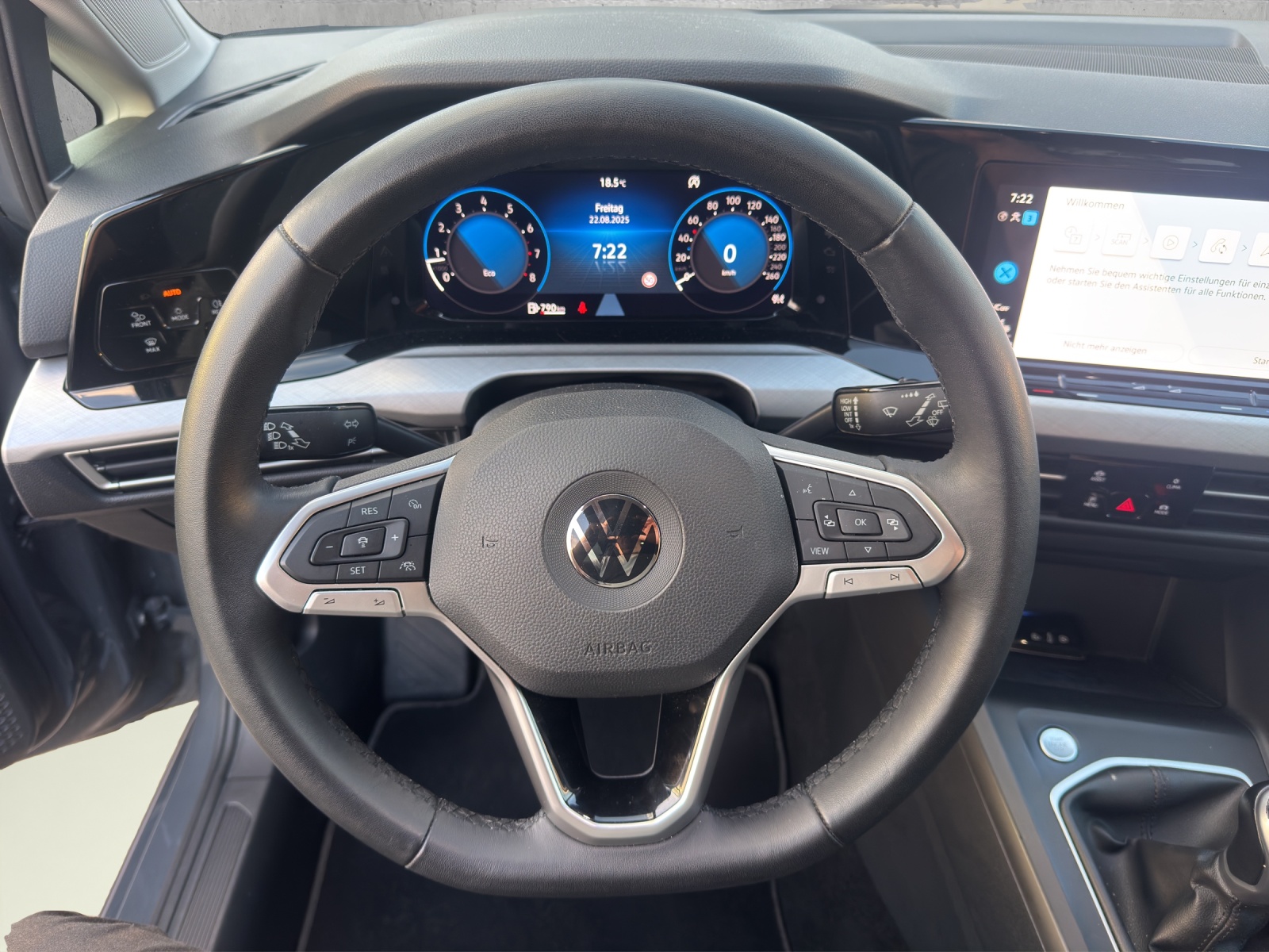 VW Golf 1.5 TSI ACT Life-image-9