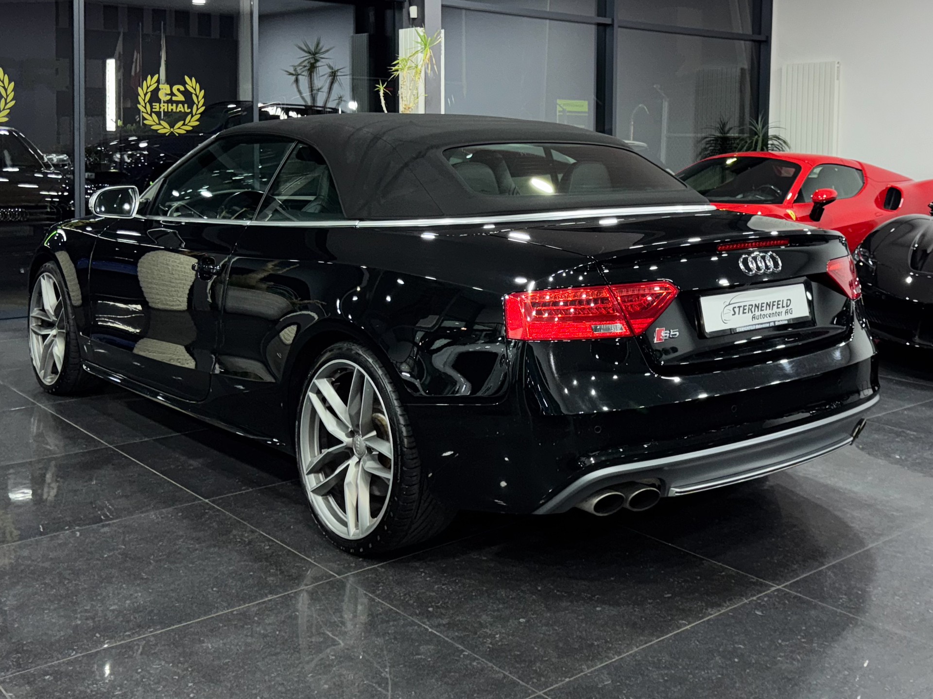 AUDI S5 Cabrio 3.0 TFSI quattro S-tronic-image-5