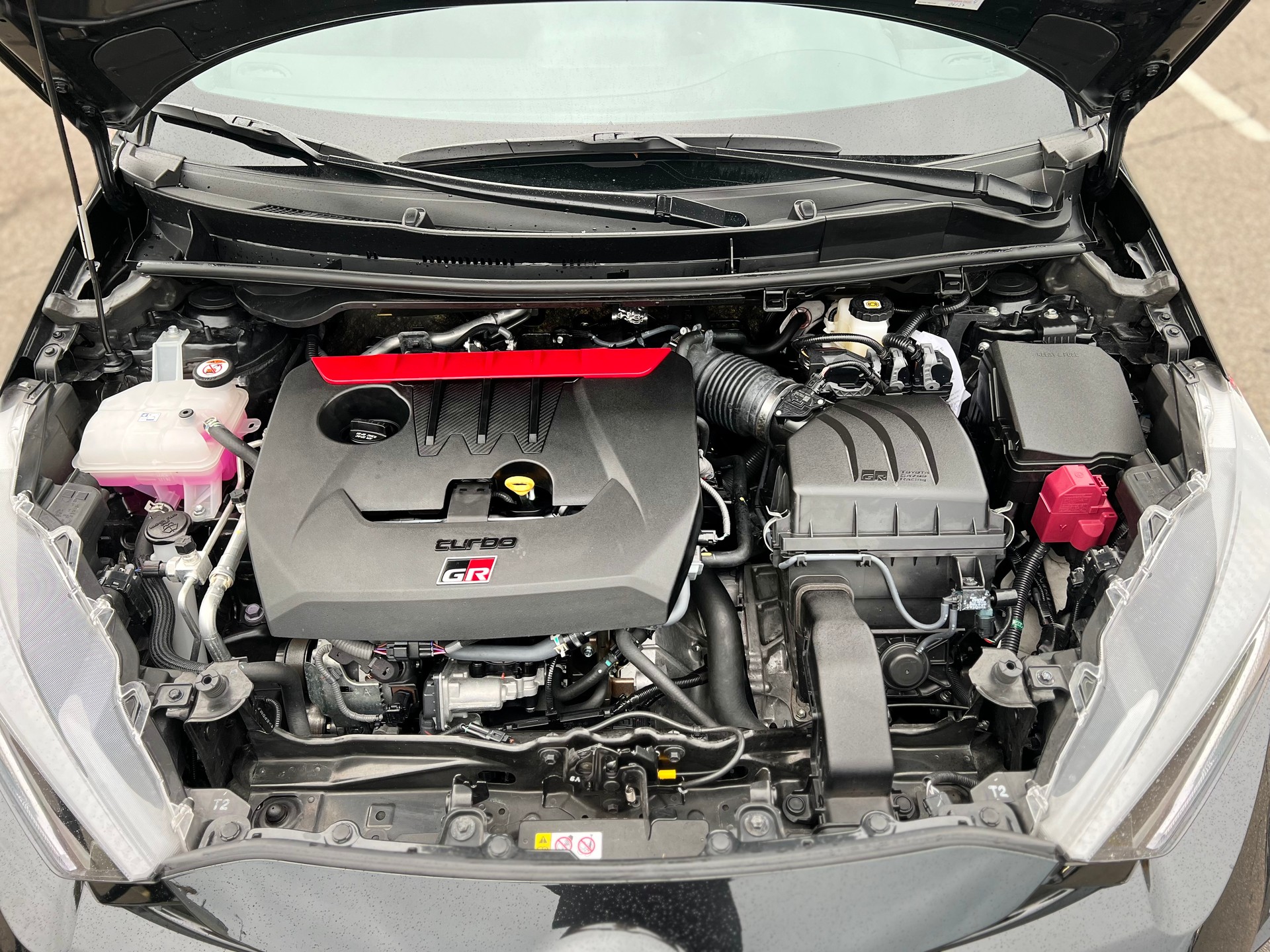 TOYOTA Yaris 1.6 GR Sport ( Circuit Paket )-image-15