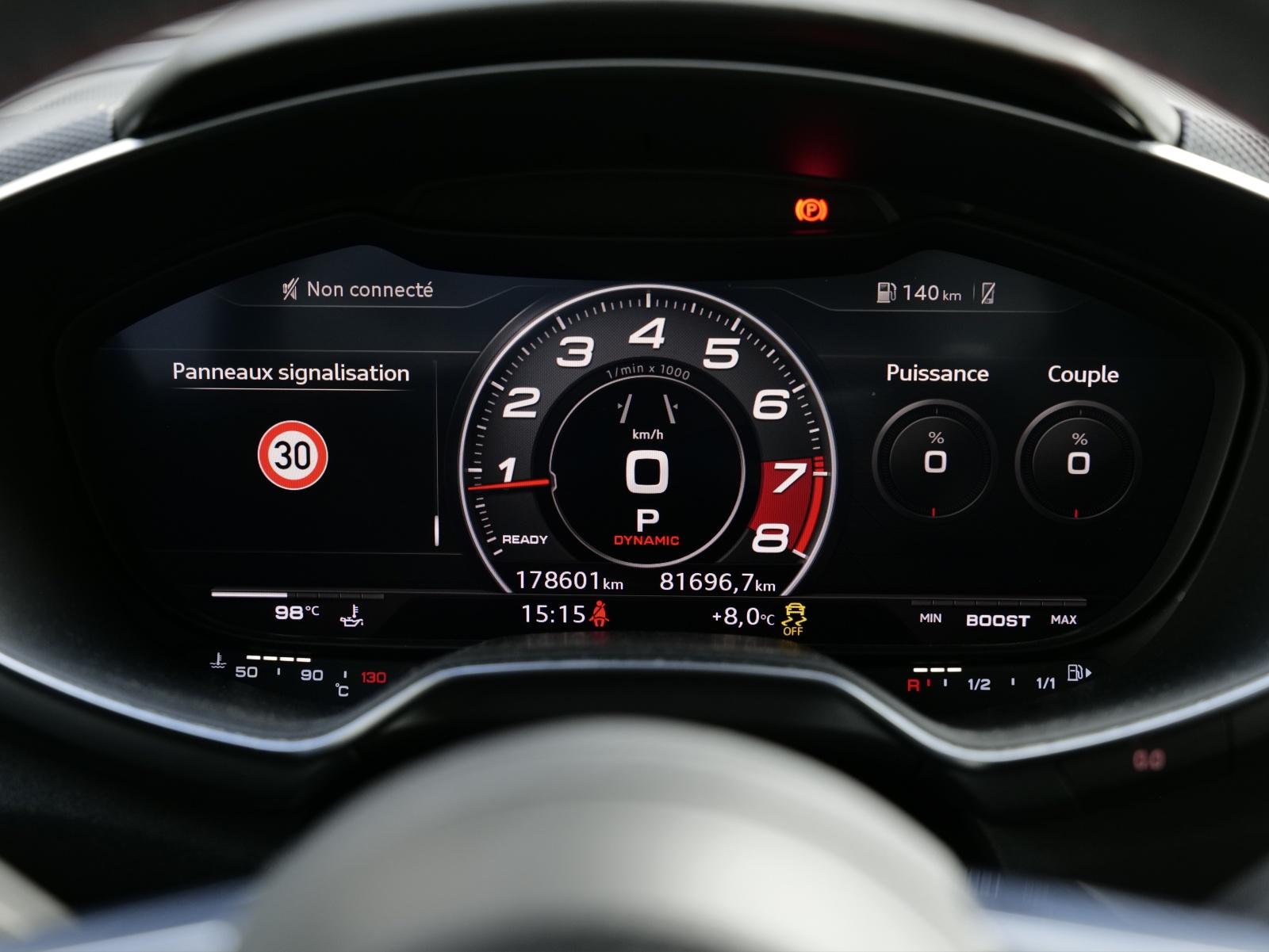 AUDI TT RS Coupé 2.5 TFSI quattro S-Tronic-image-8