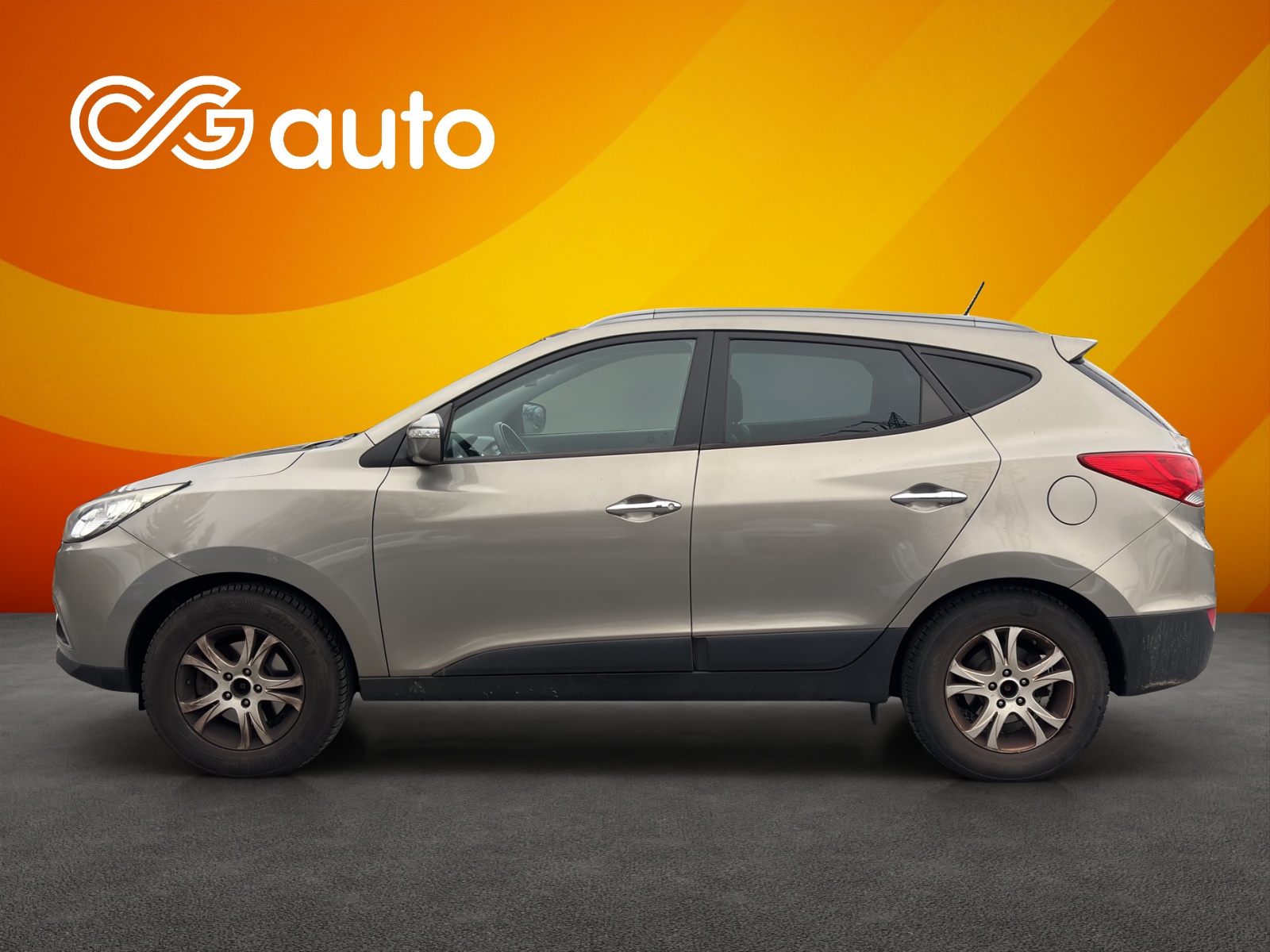 HYUNDAI iX 35 2.0 Premium 4WD Automatic-image-3