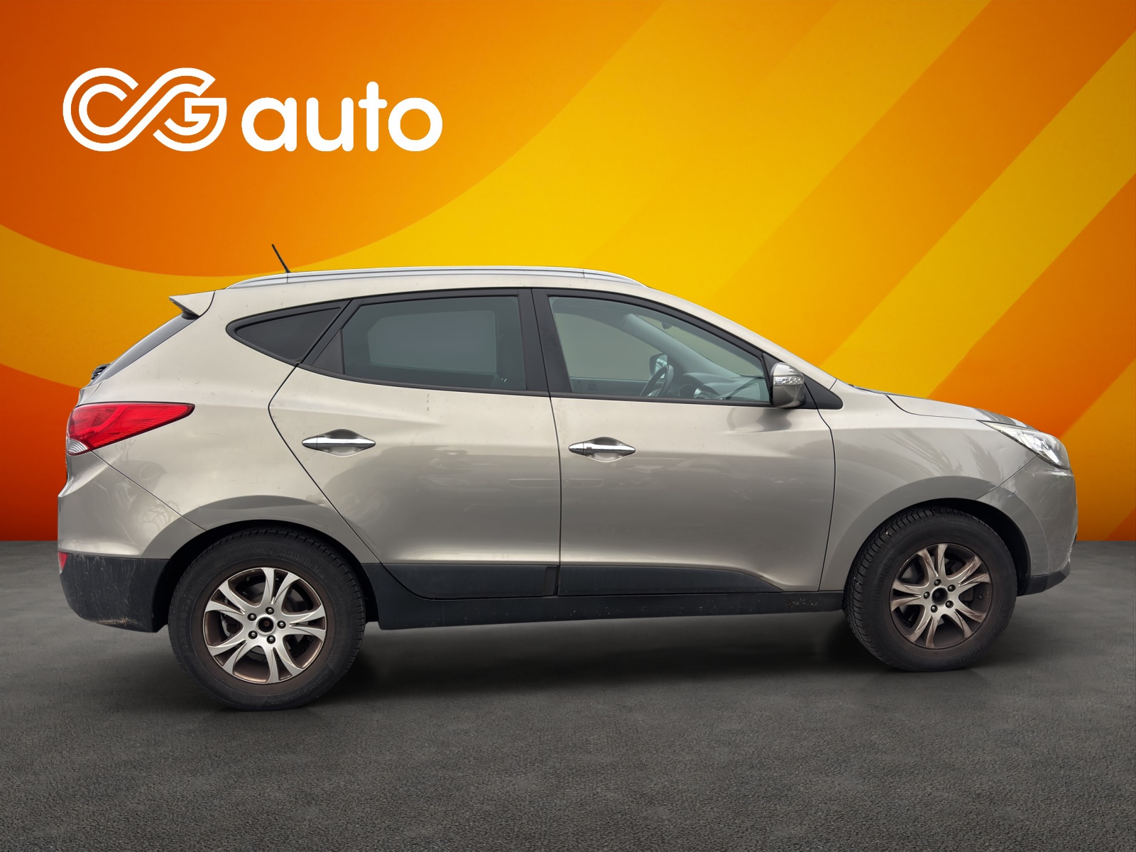 HYUNDAI iX 35 2.0 Premium 4WD Automatic-image-4