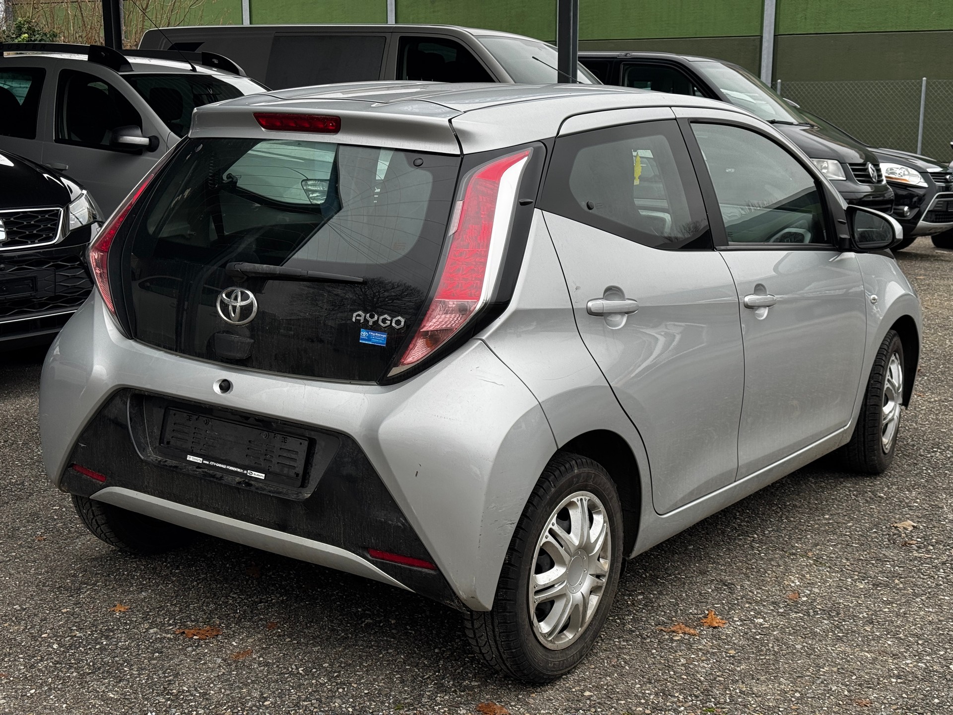 TOYOTA Aygo 1.2 VVT-i x-cite-image-3