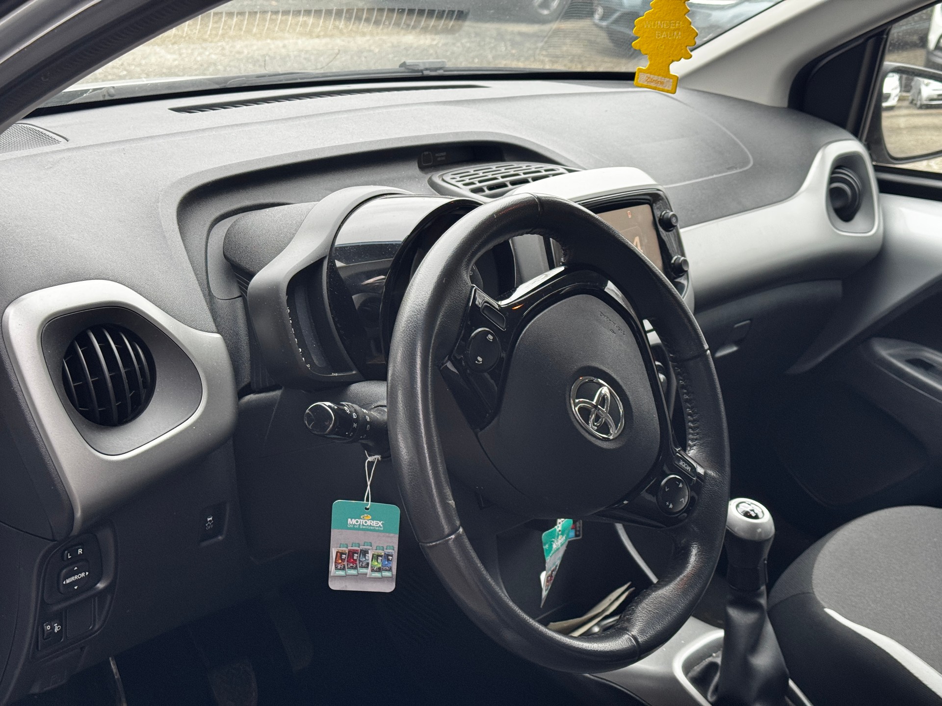 TOYOTA Aygo 1.2 VVT-i x-cite-image-11