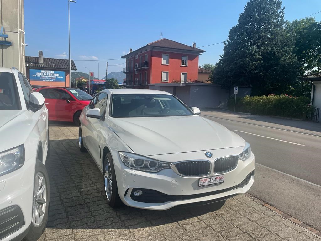 BMW 420i Coupé xDrive Sport Line-image-1