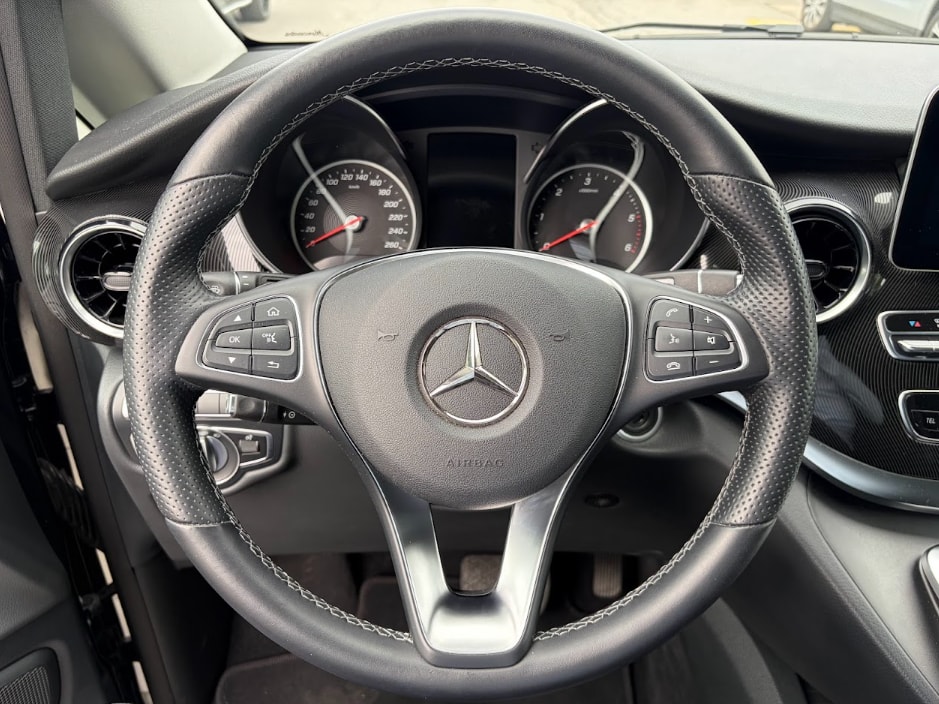 MERCEDES-BENZ V 250 d Trend Kompakt 4Matic-image-16