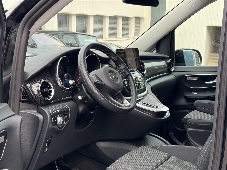 MERCEDES-BENZ V 250 d Trend Kompakt 4Matic-image-17