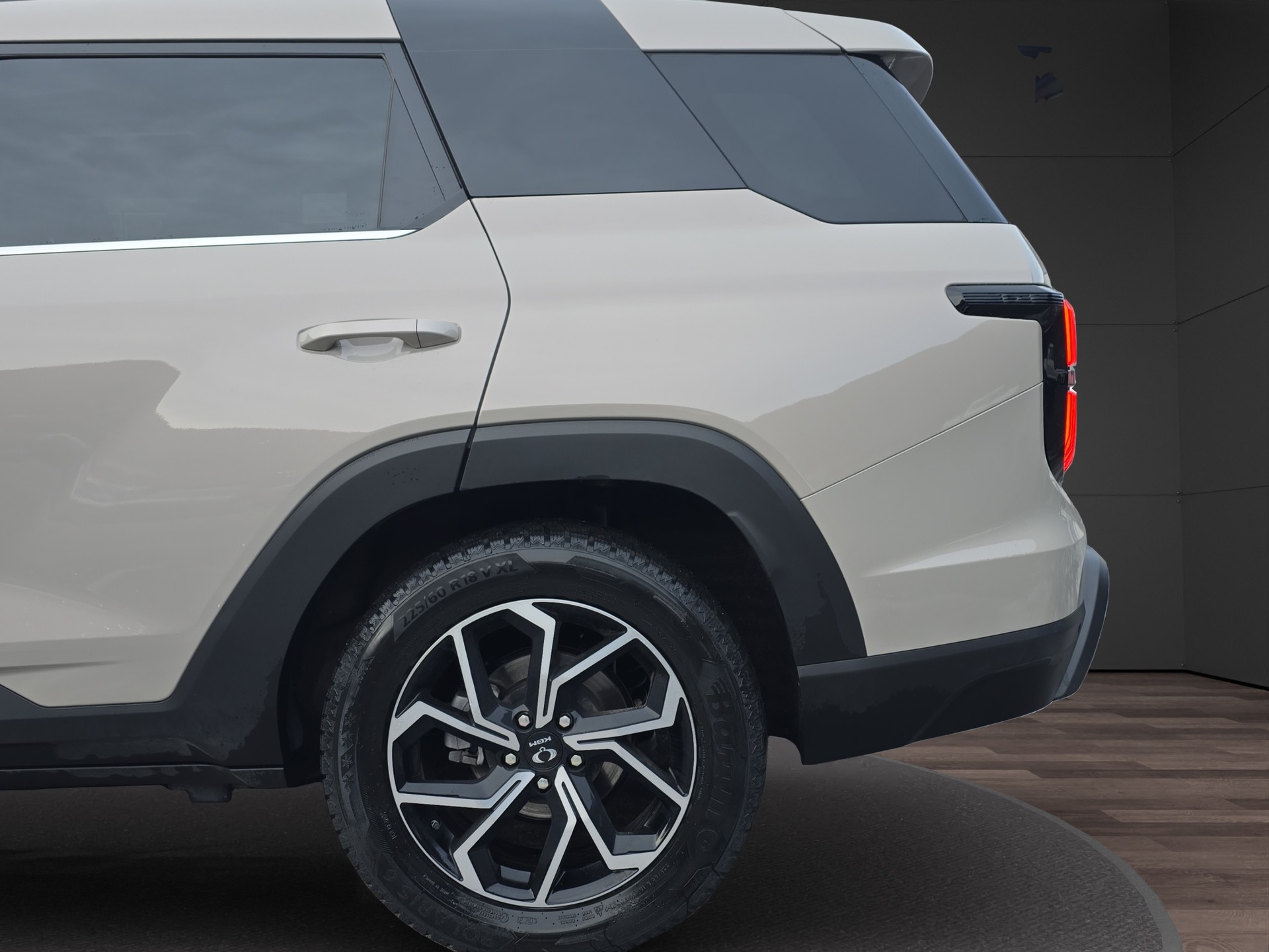KGM-SsangYong Torres EVX 73 kWh Titanium-image-9