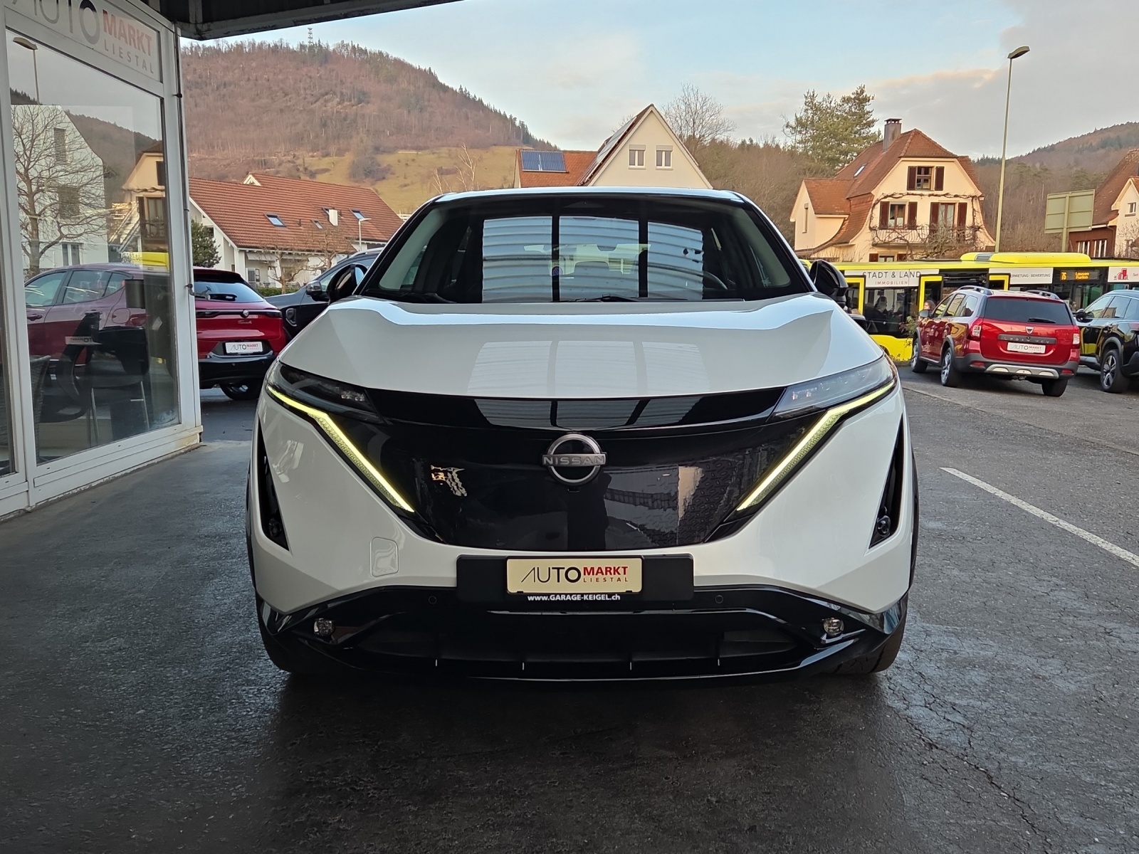 NISSAN Ariya 87 kWh e-4orce Evolve Allrad-image-5