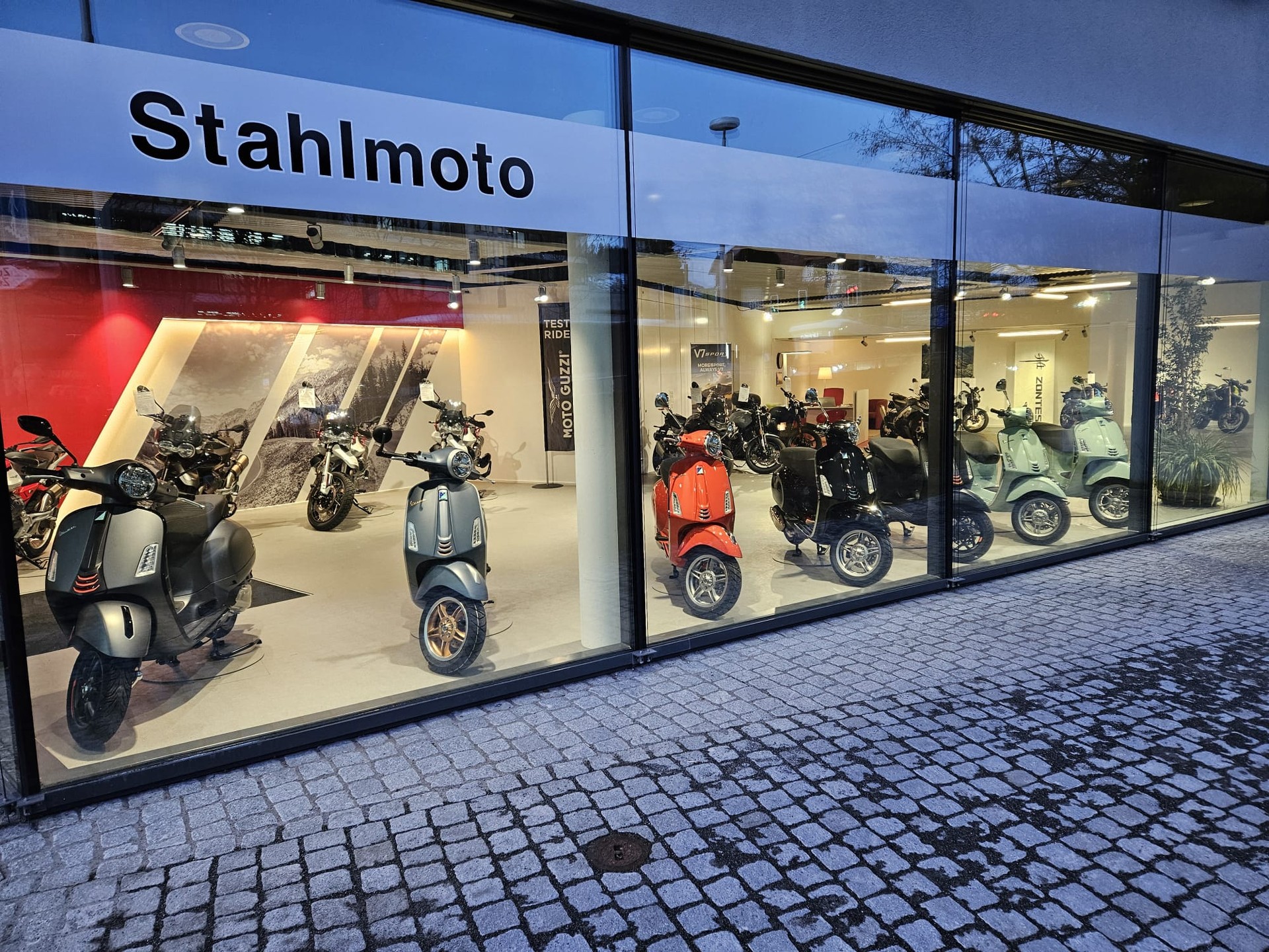 APRILIA SR 125 GT Sport ABS E5+-image-10