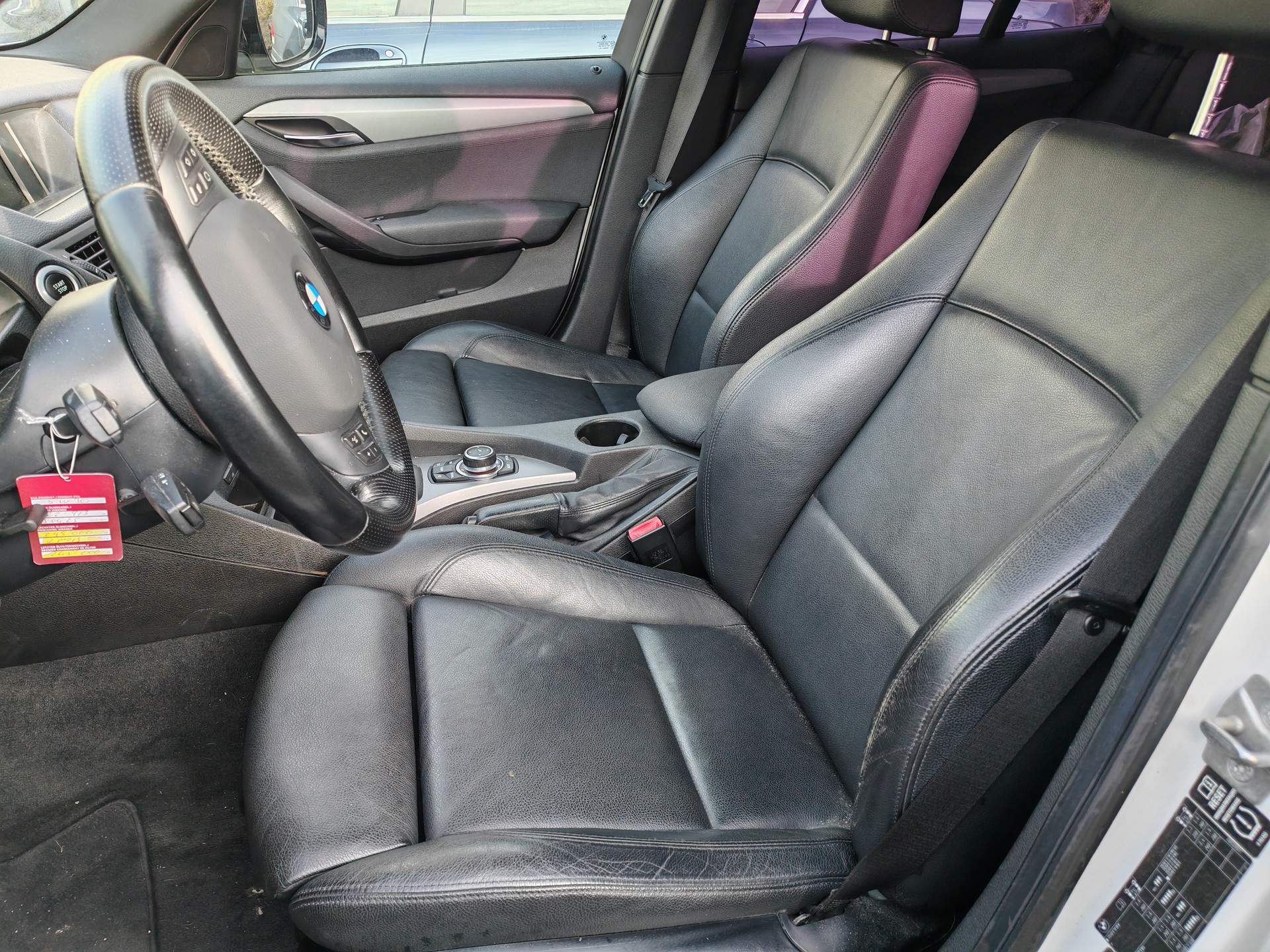 BMW X1 xDrive 28i Steptronic-image-5