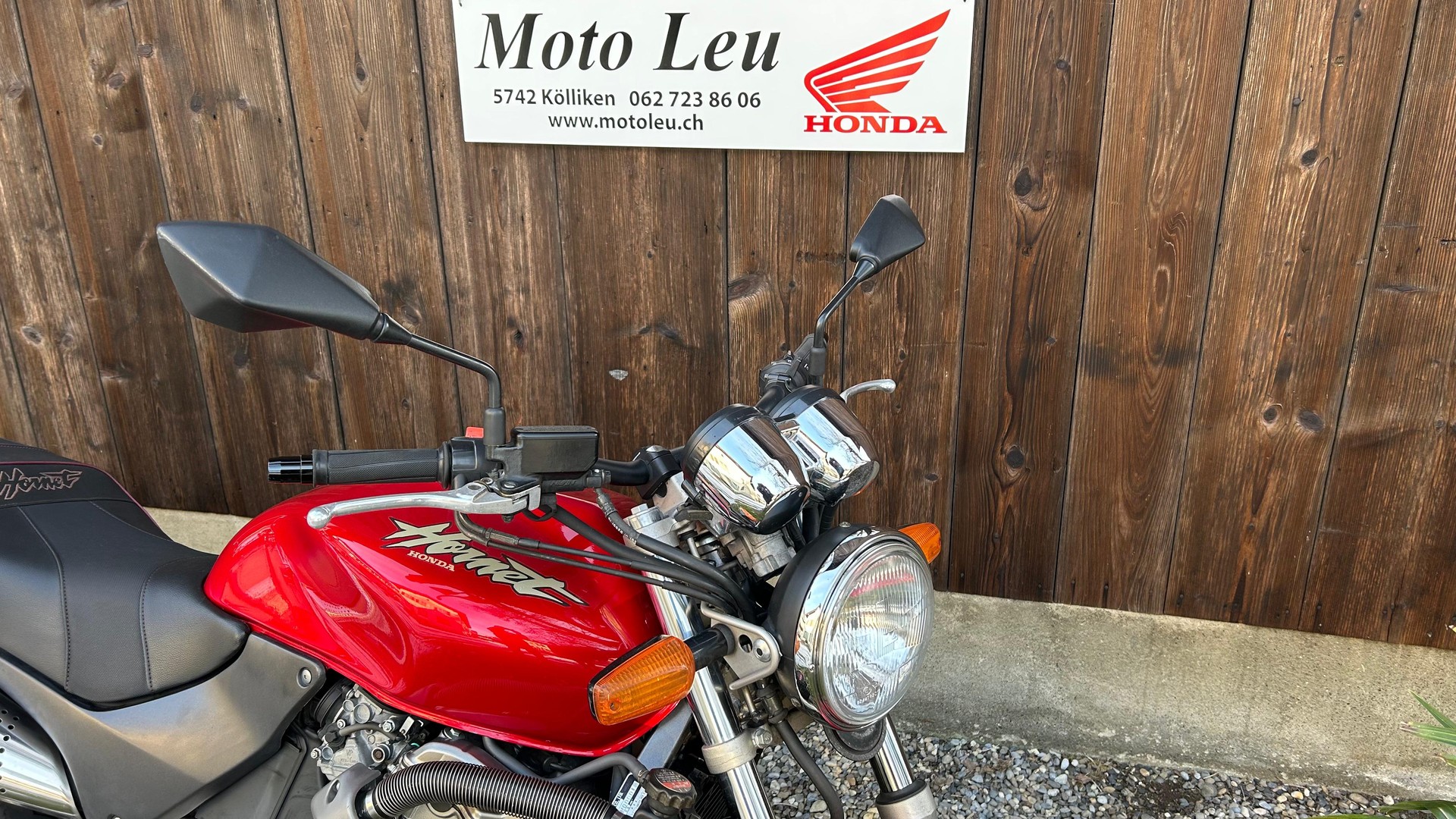 HONDA CB 600 F Hornet-showroom-element-2