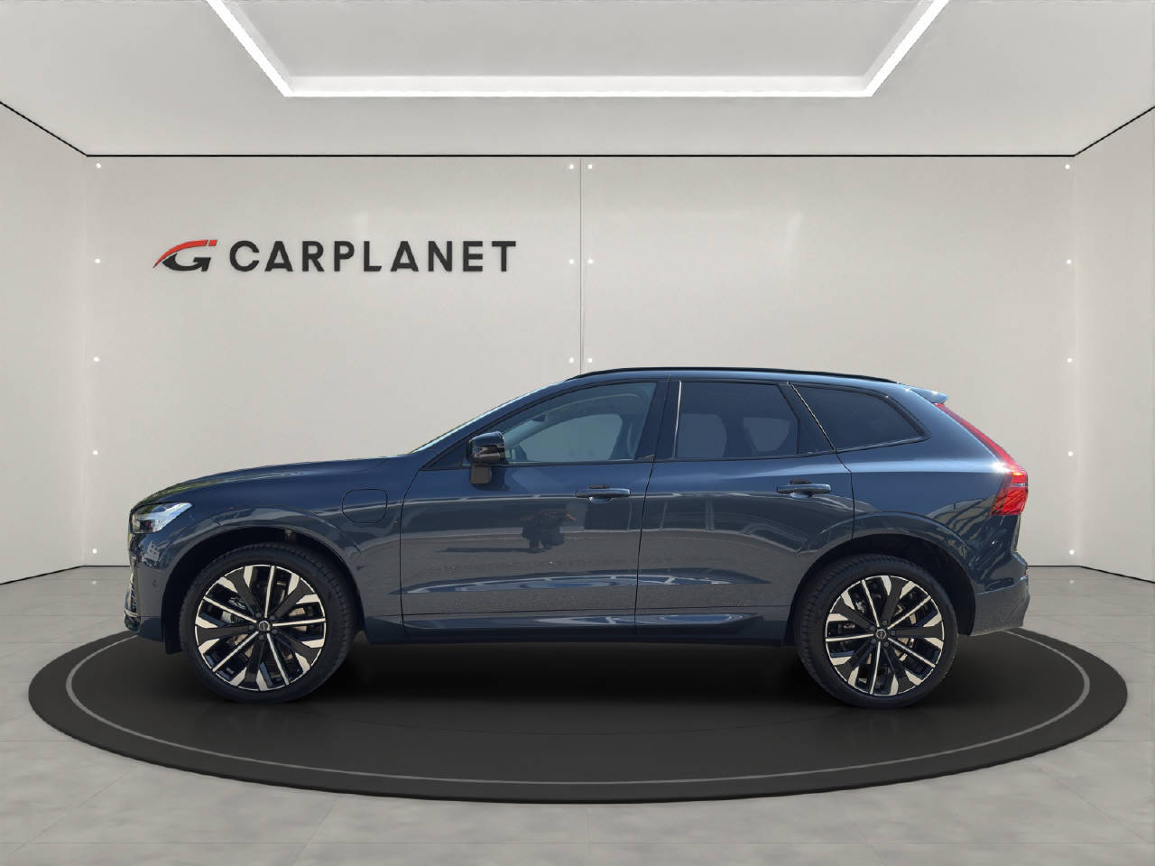 VOLVO XC60 2.0 T6 TE Ultra Dark eAWD .-image-2