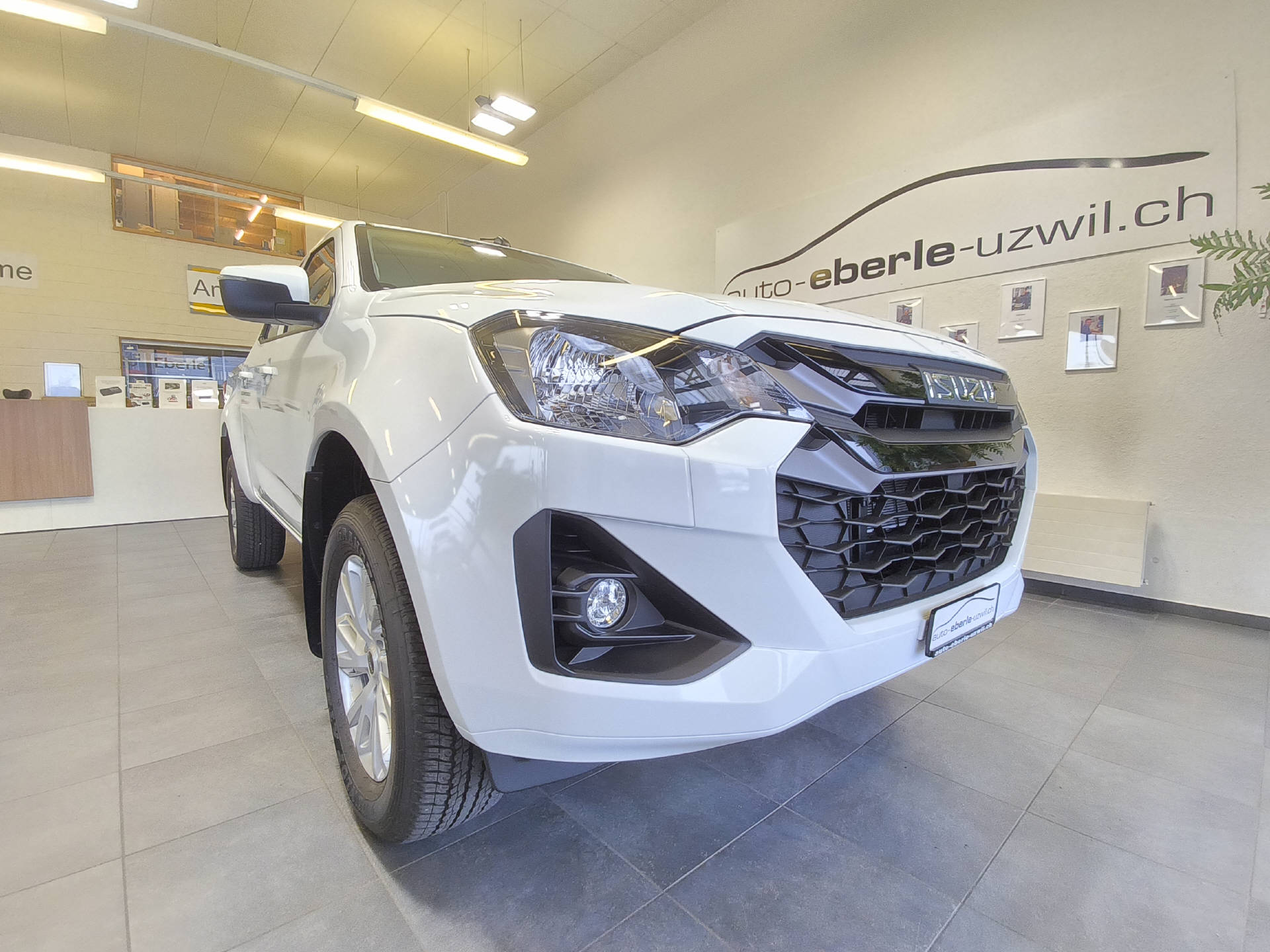 ISUZU D-Max Crew Pick-up 1.9 DDi N60 BB+ 4x4-image-28