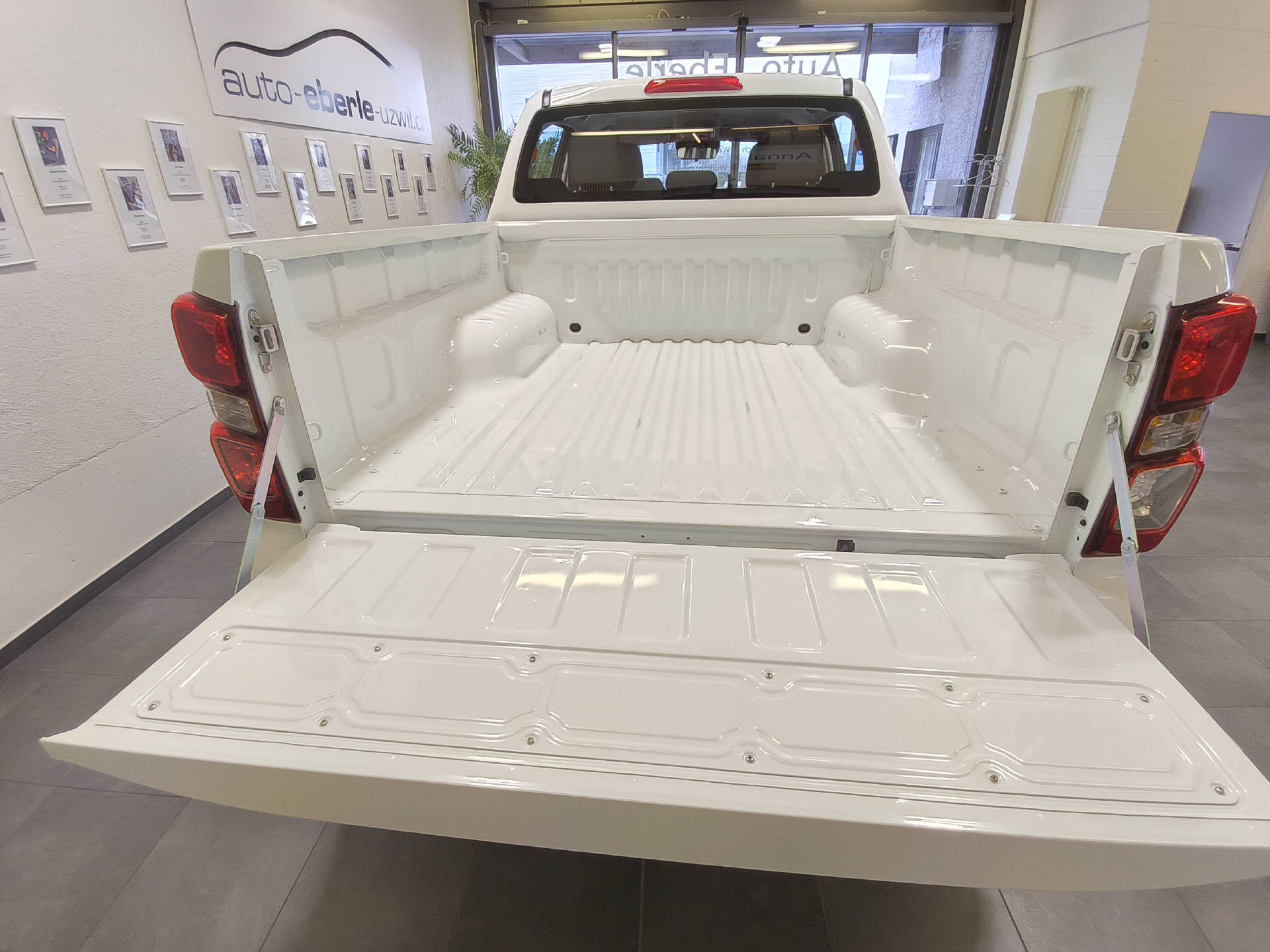 ISUZU D-Max Crew Pick-up 1.9 DDi N60 BB+ 4x4-image-10