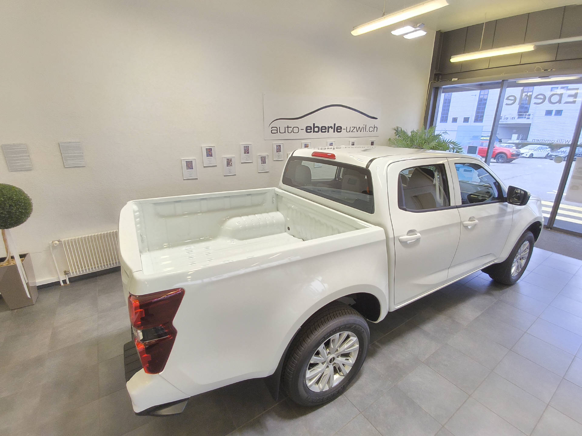 ISUZU D-Max Crew Pick-up 1.9 DDi N60 BB+ 4x4-image-11