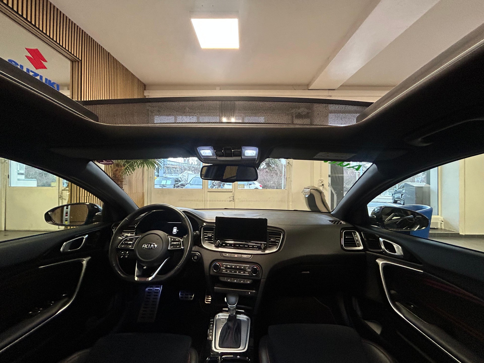 KIA ProCeed 1.6 T-GDi GT-image-9