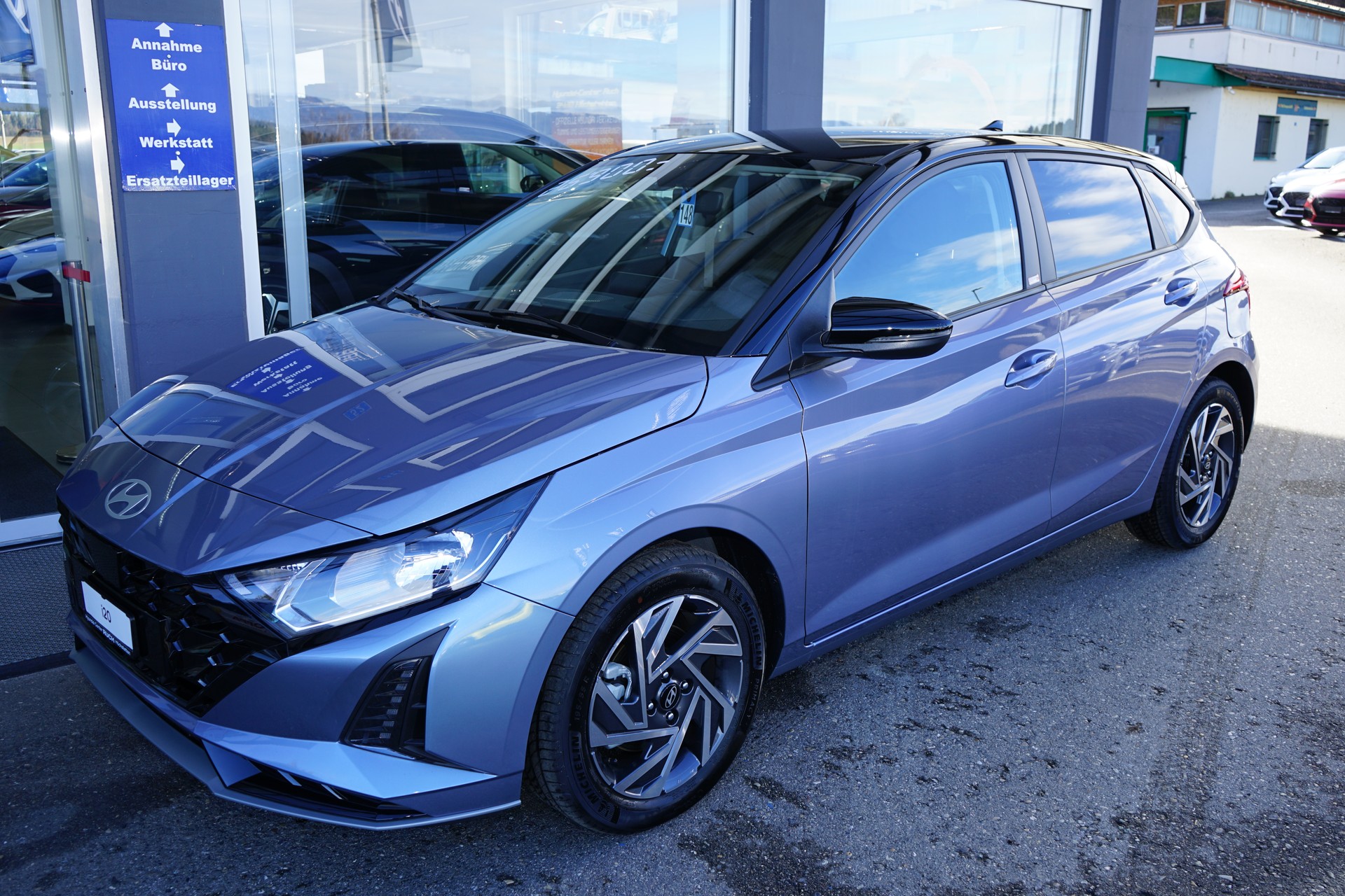 HYUNDAI i20 1.0 T-GDi Amplia DCT