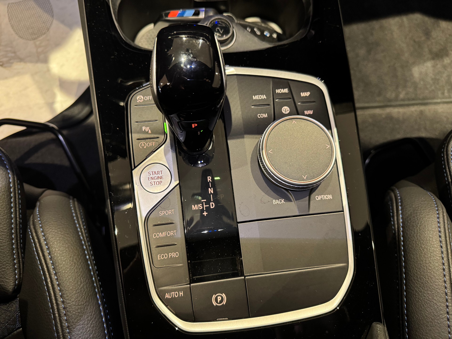 BMW 120d xDrive-image-15